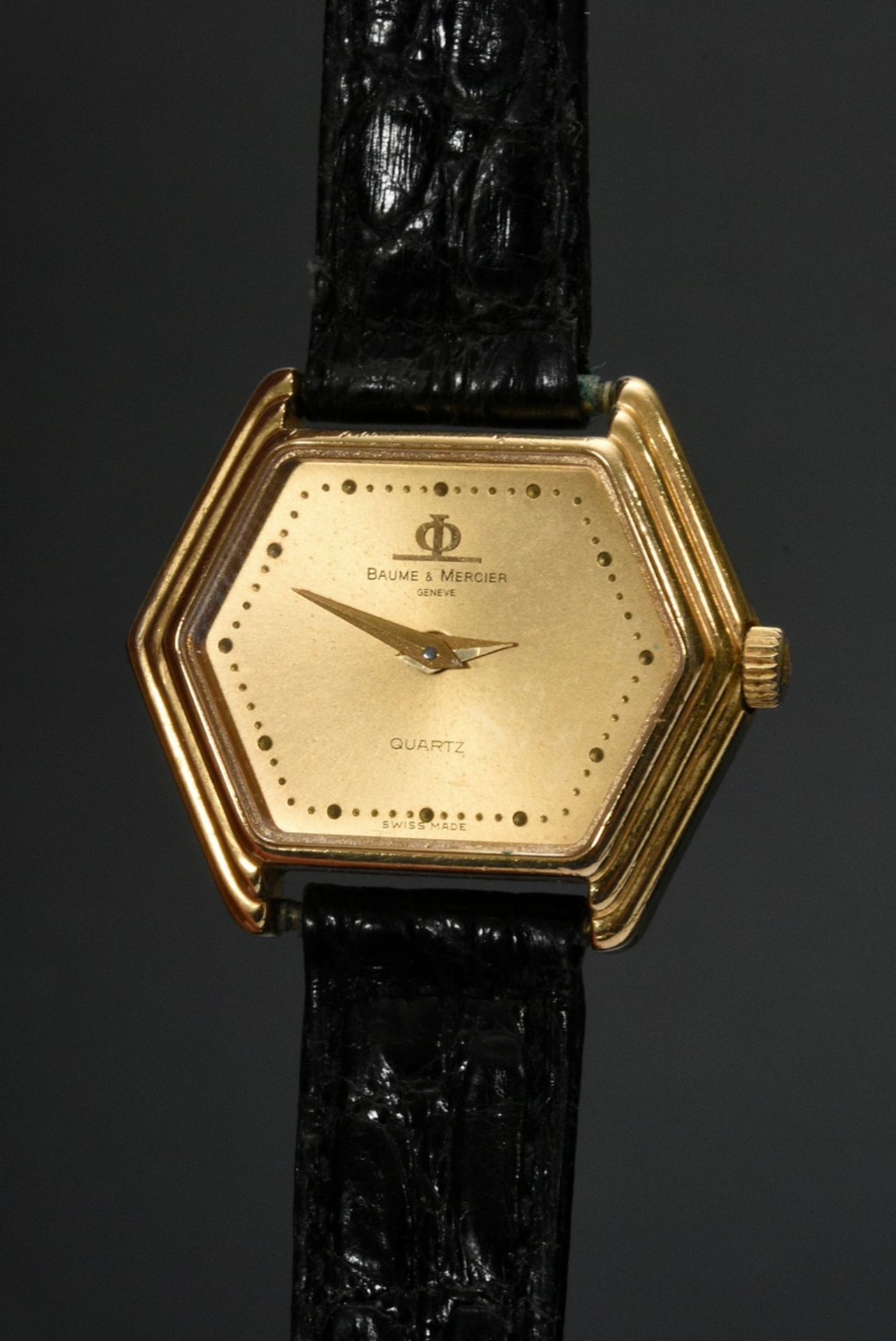 Sechseckige Baume & Mercier Gelbgold 750 Damenarmbanduhr mit dreifacher Godron, Quarzwerk, Punktind - Bild 2 aus 3