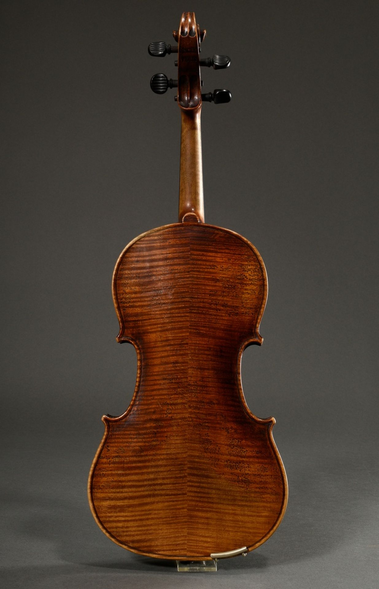 Saxon violin for the English and American market, around 1900, facsimile label inside "Antonius Str - Image 5 of 17