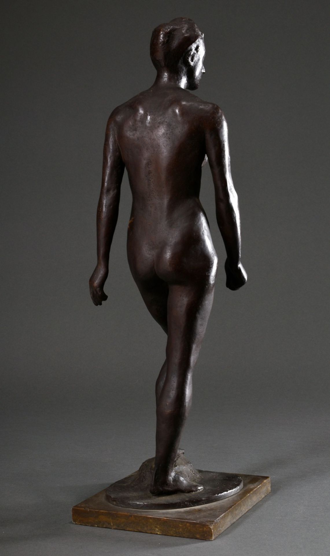 Scheibe, Richard (1879-1964) "Ascending" 1945, bronze, dark patina, with marble base, sign. on the  - Image 4 of 11