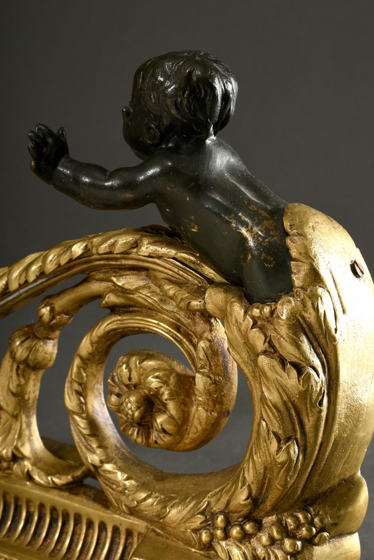 French brass mantelpiece in Louis XVI style with leaf volutes, flame vases and laurel wreath motif, - Image 5 of 7