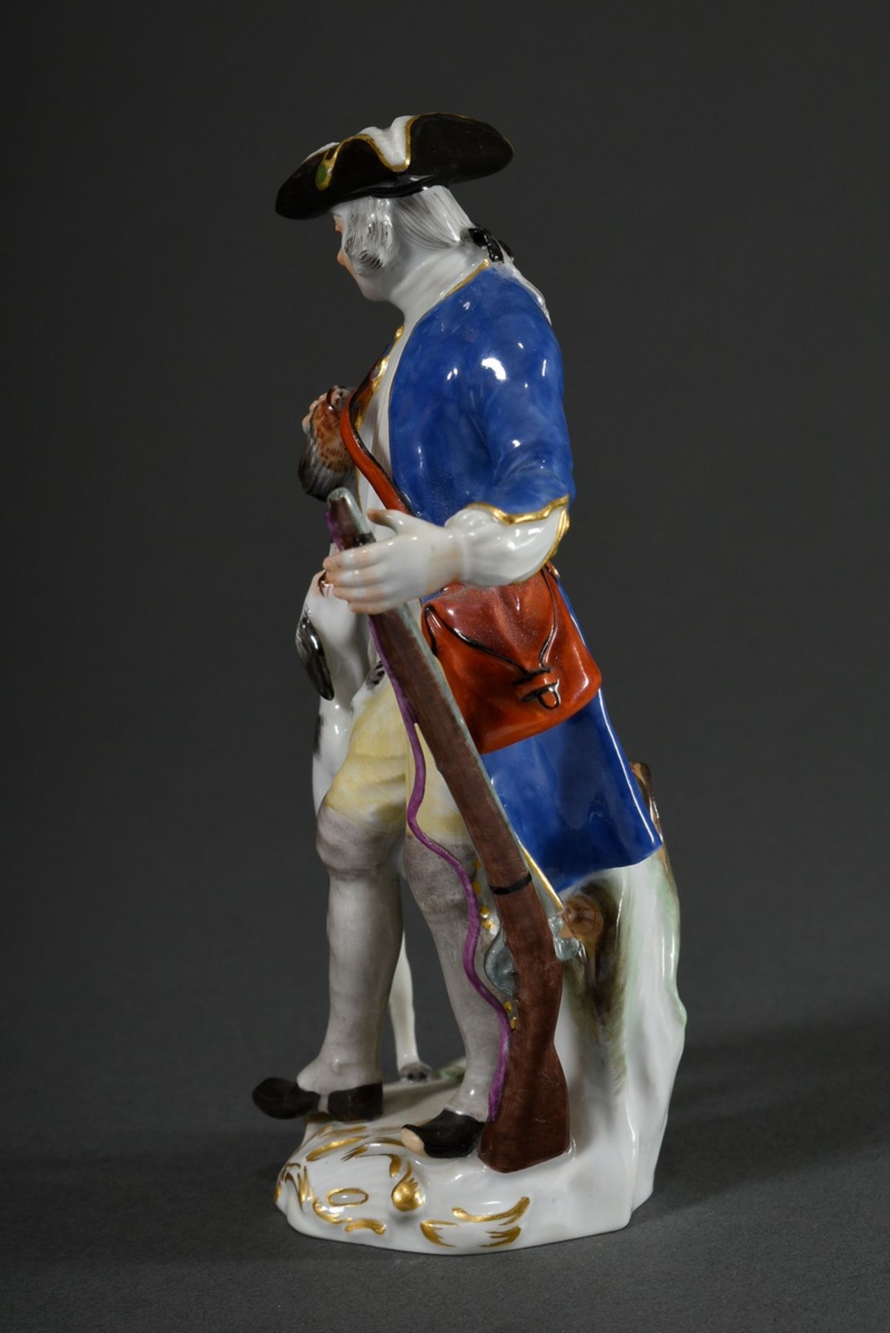 Polychrom staffierte Meissen Figur „Jäger mit Hund und Rebhuhn“ in seltener Farbgebung, Entw.: Pete - Bild 4 aus 7