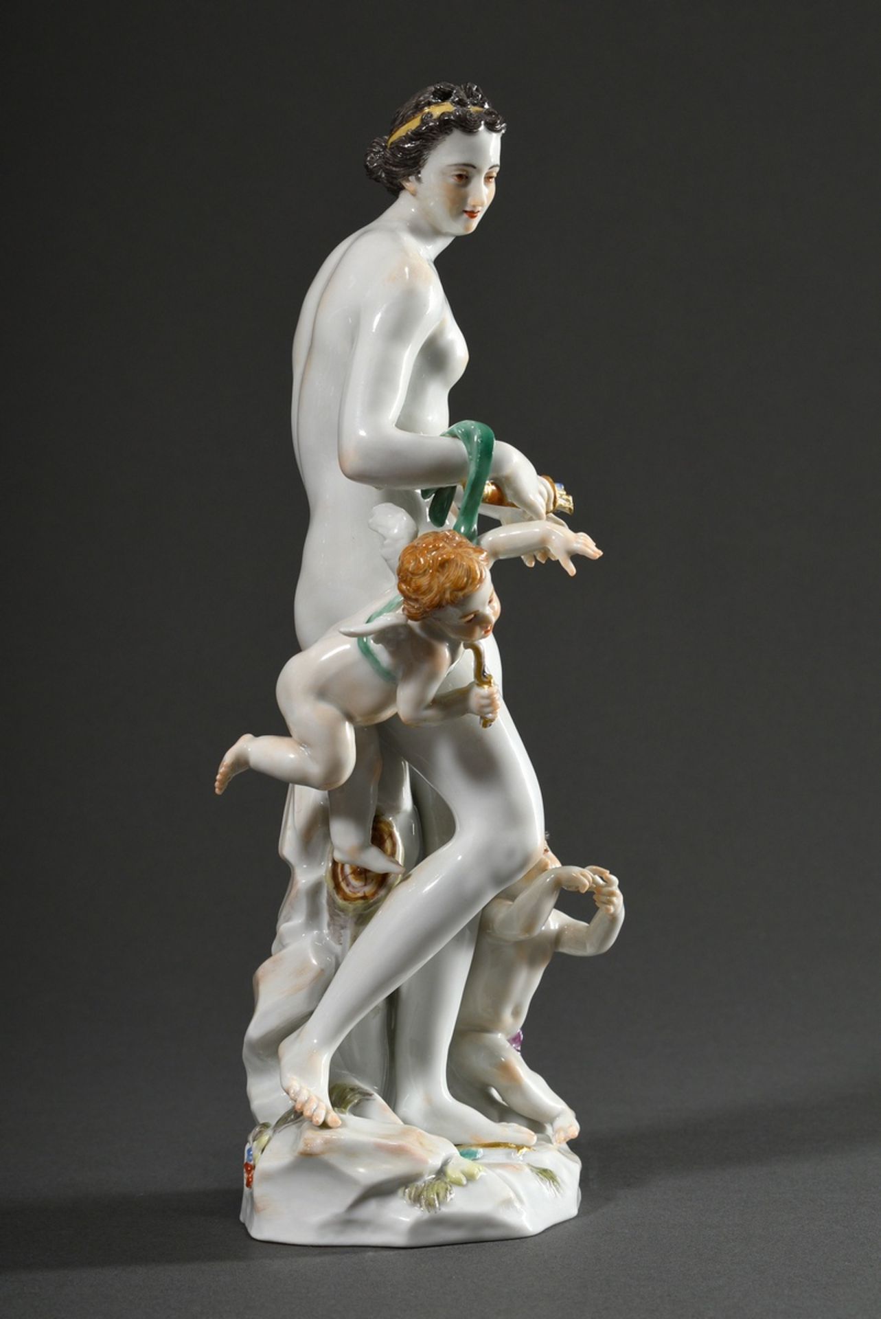 Meissen figurine "Venus with Cupids", model by Johann Joachim Kaendler 1765, colorfully painted and - Image 2 of 9