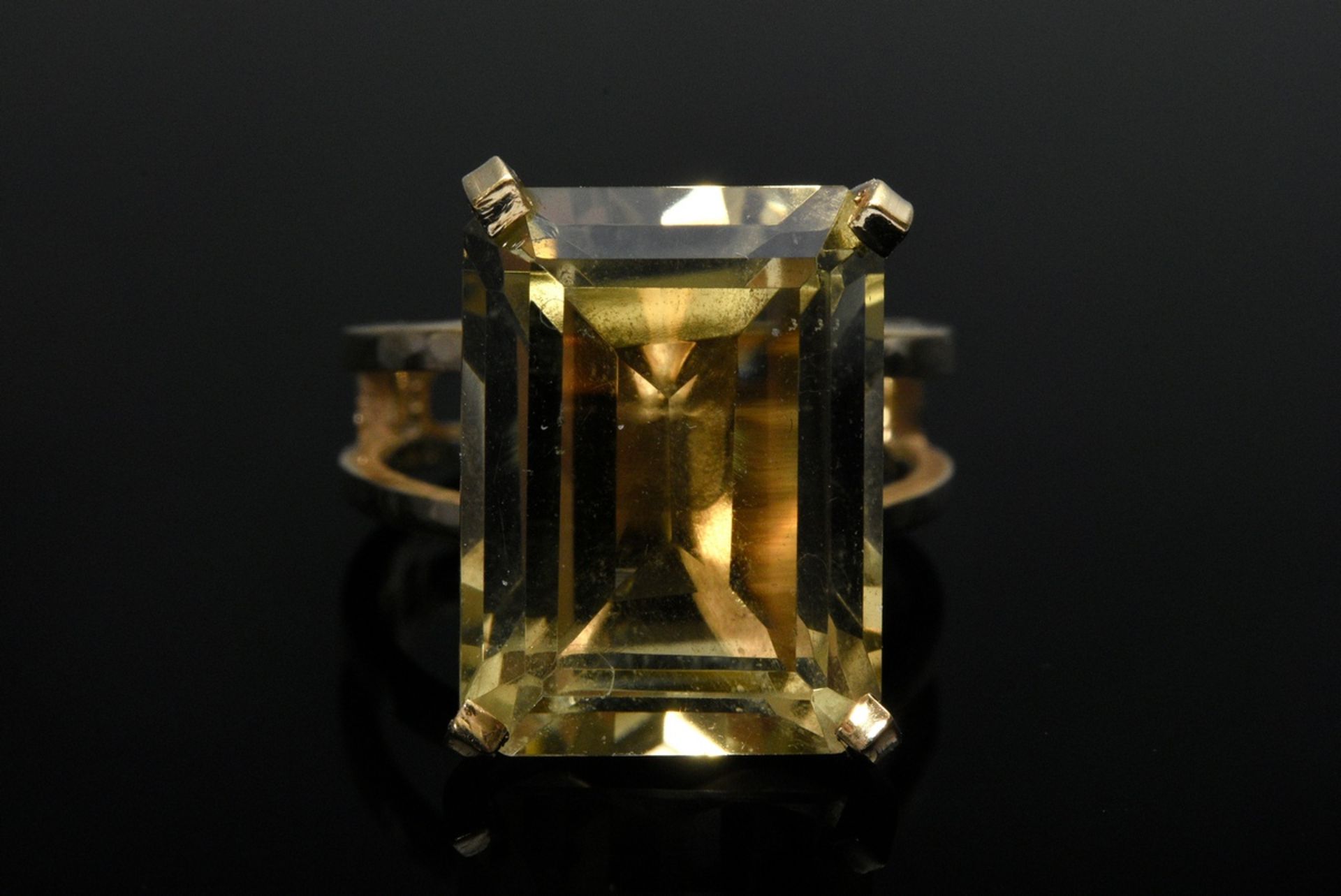 High set modern yellow gold 585 ring with Yellow Citrine (ca. 11.16ct) in adjustable ring band, 7,1 - Image 3 of 4