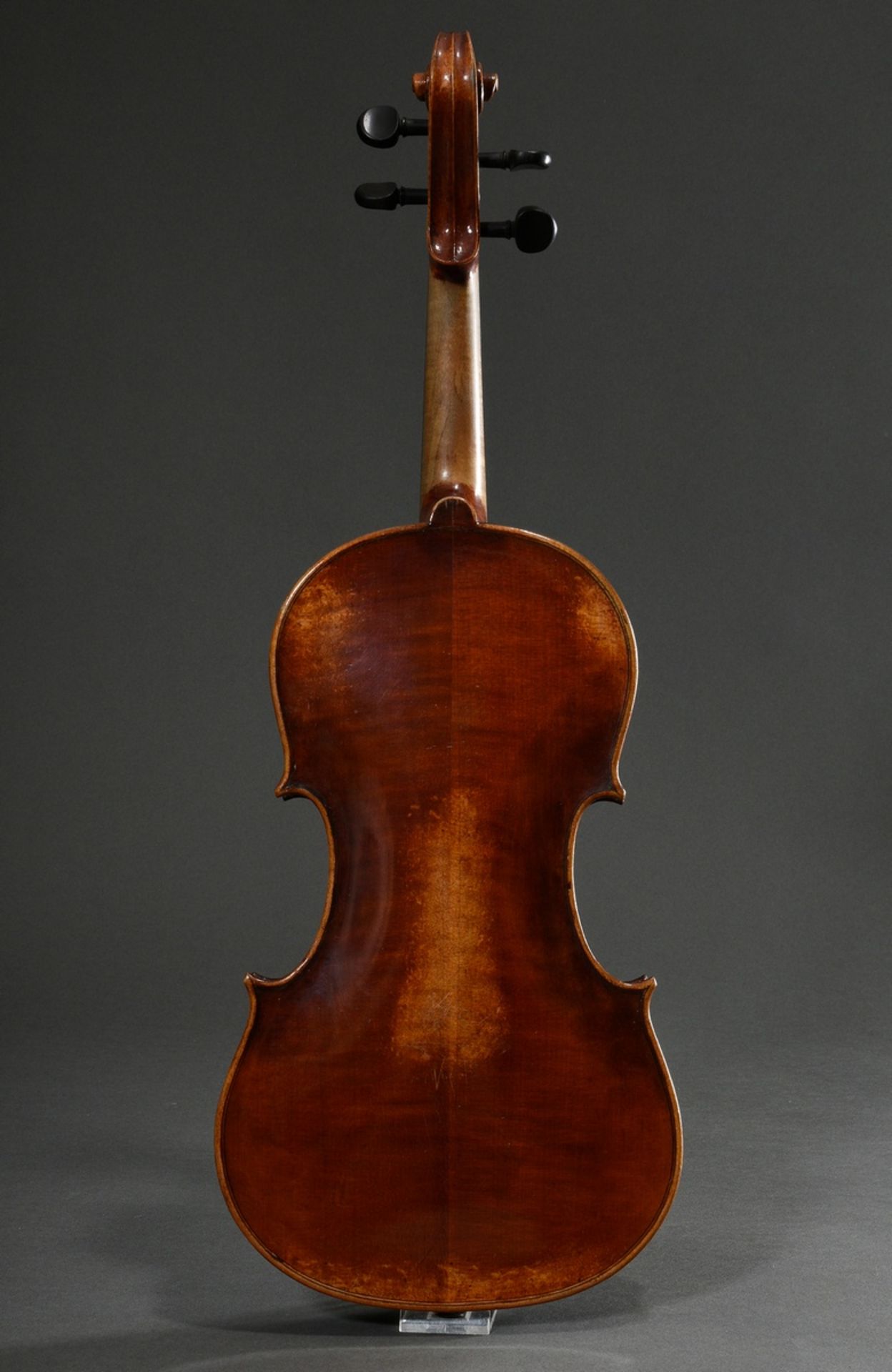 Saxon violin, facsimile label "Schuster & Co. Markneukirchen in Saxony 1925", split back, sound pos - Image 6 of 16