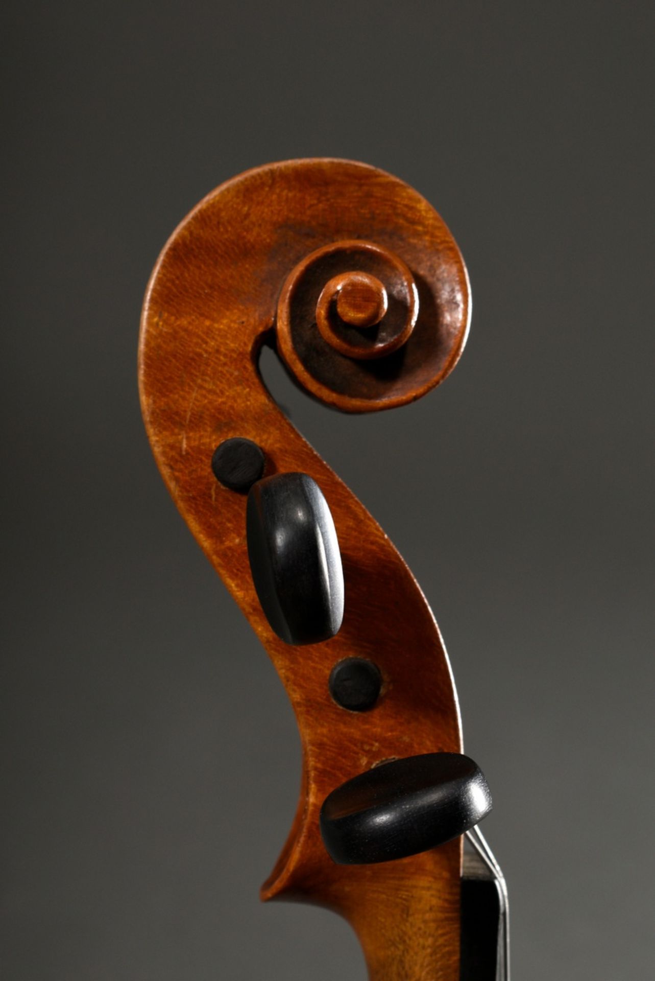Violin, 1st half 20th c., without facsimile label, one-piece back, sound post standing, ready to pl - Image 6 of 16