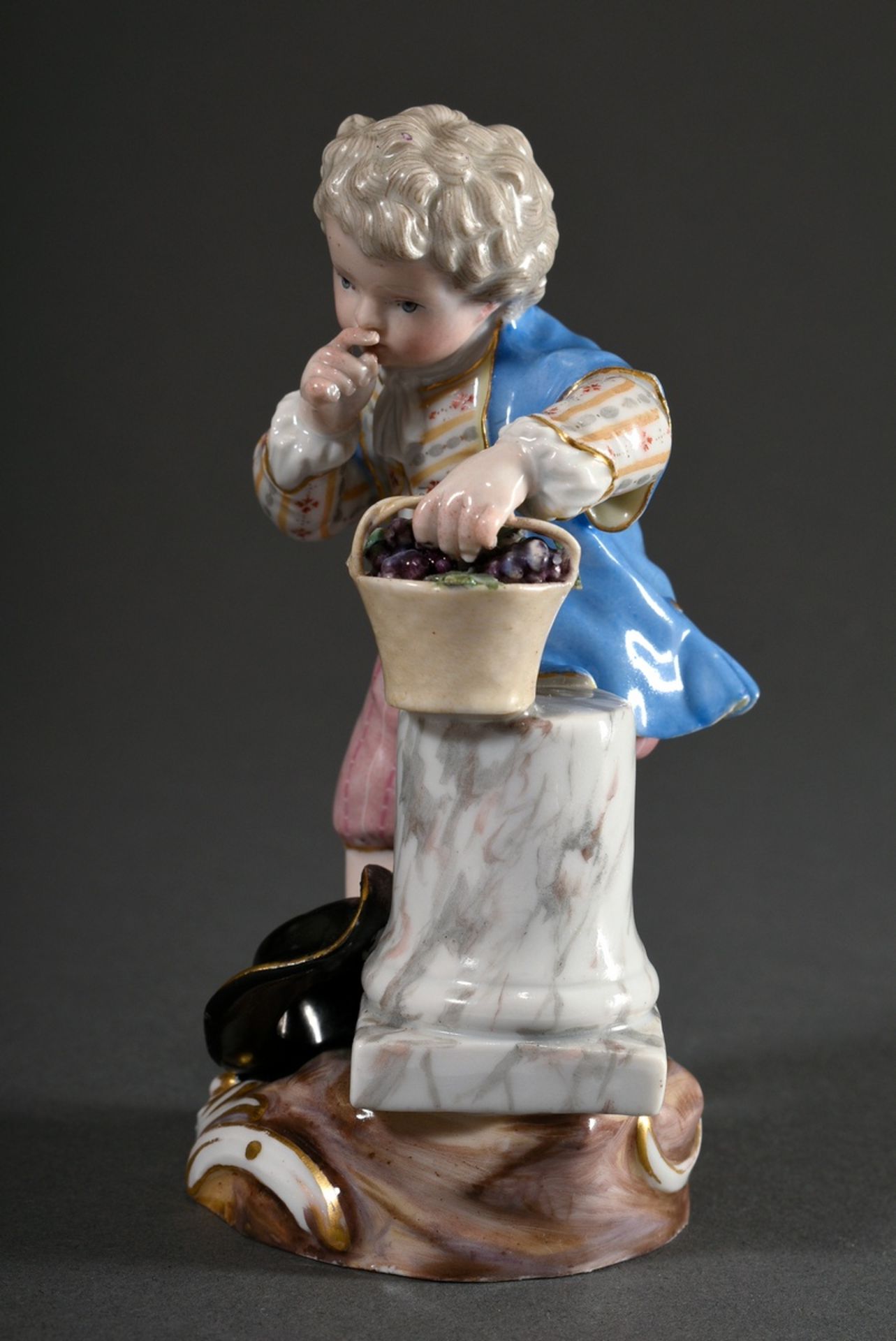 Meissen figurine "Gardener's child with grapes", polychrome painted, design: Michel Victor Acier, e - Image 2 of 7