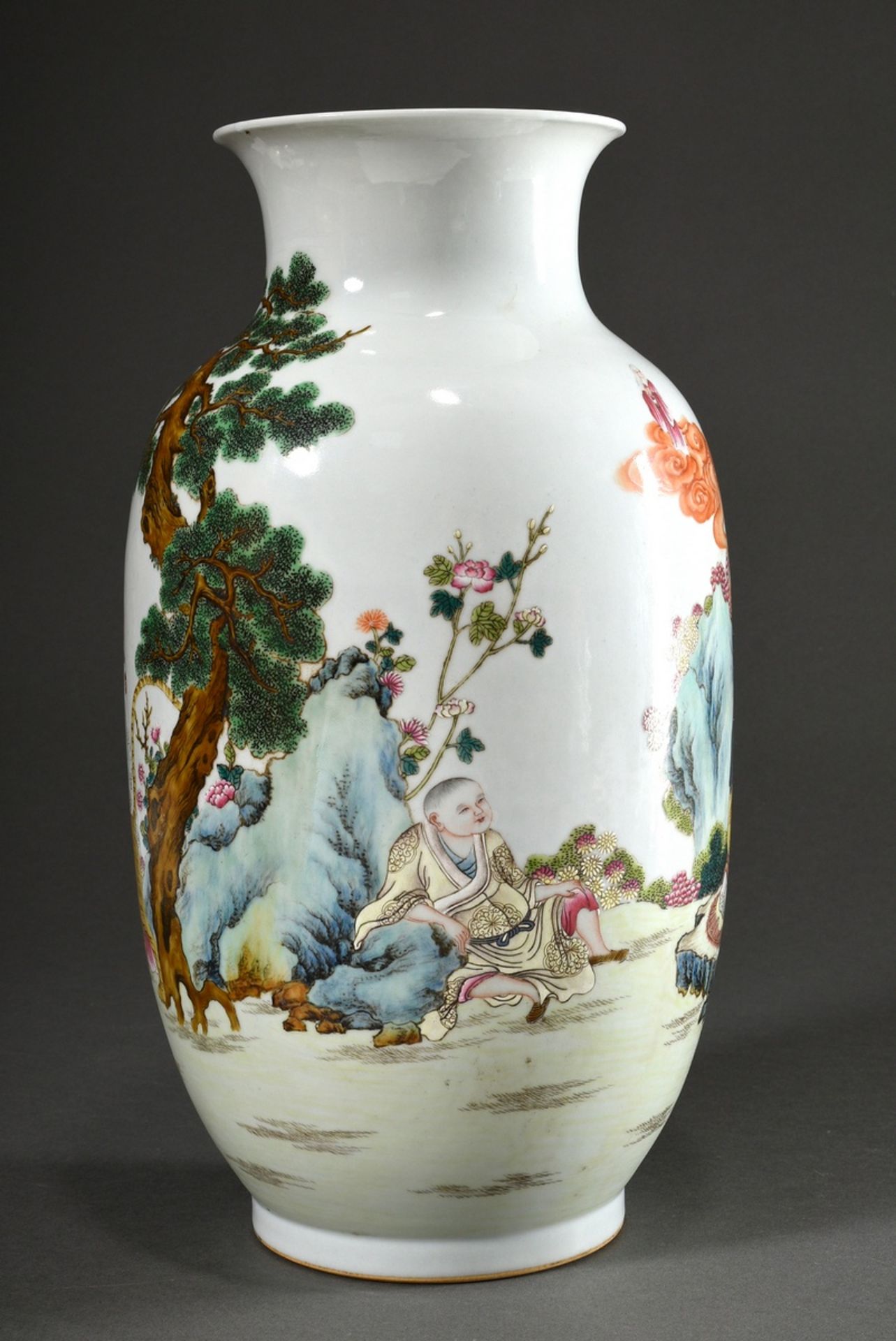 Baluster vase with fine polychrome painting "Eight Luohan", apocryphal seal mark "Mountain of the R - Image 4 of 9