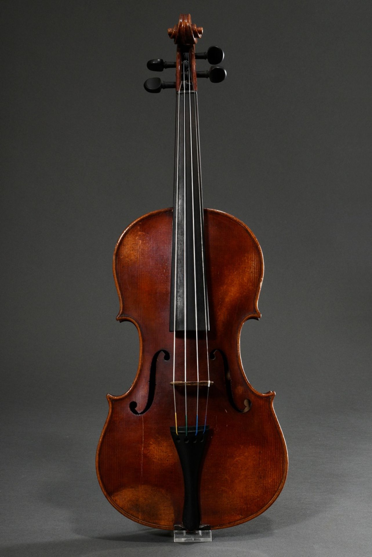 Saxon violin, facsimile label "Schuster & Co. Markneukirchen in Saxony 1925", split back, sound pos - Image 3 of 16