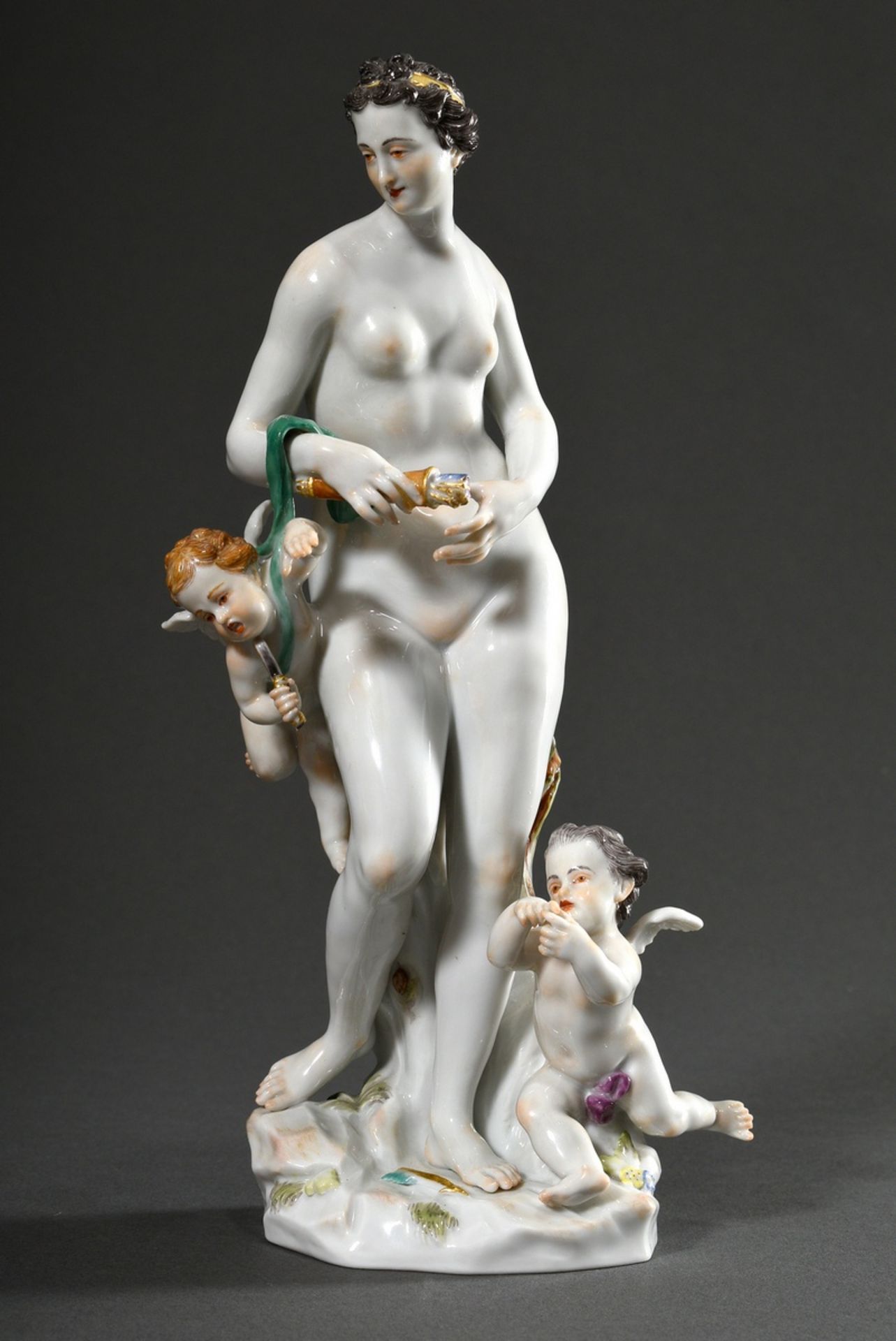 Meissen figurine "Venus with Cupids", model by Johann Joachim Kaendler 1765, colorfully painted and