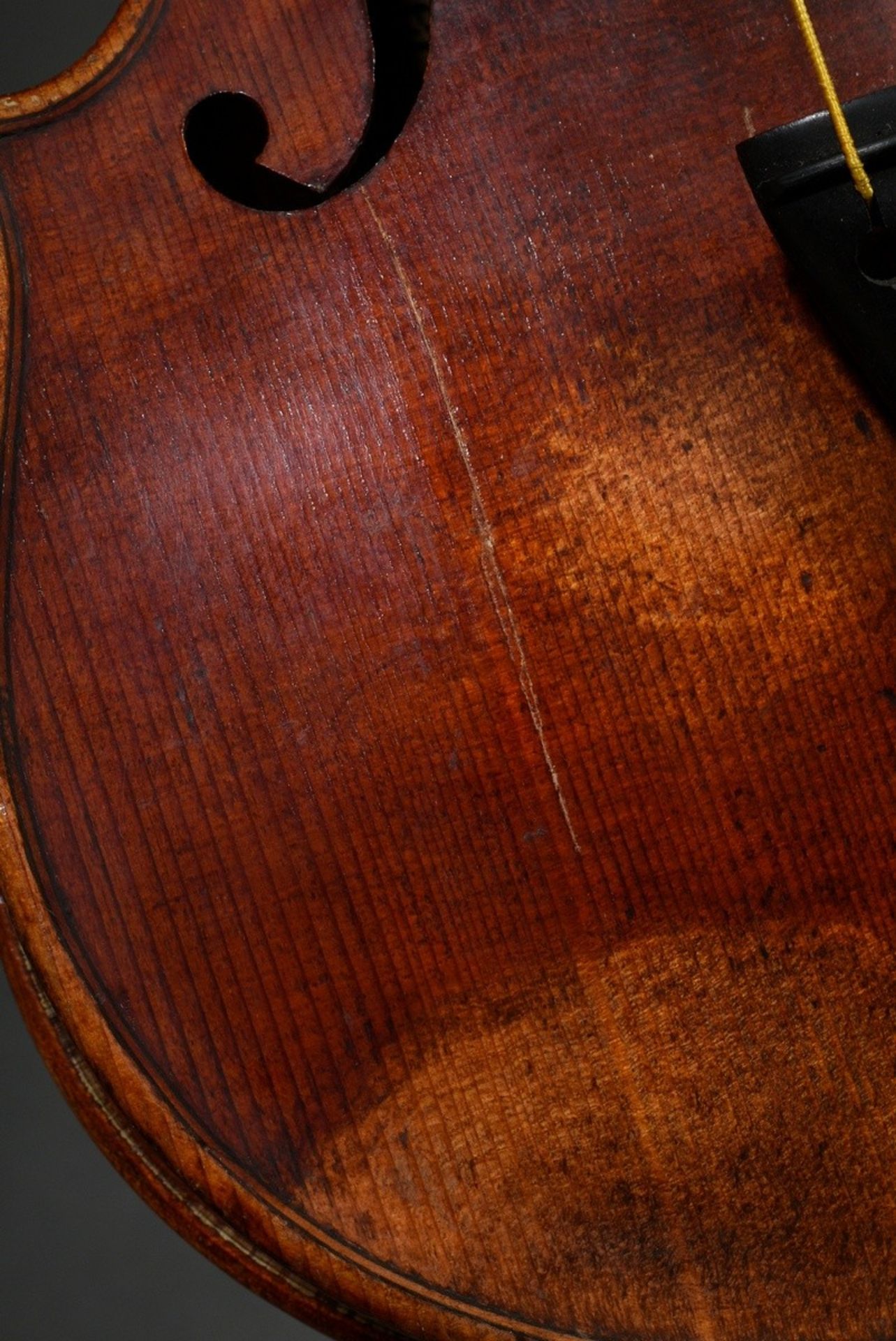 Saxon violin, facsimile label "Schuster & Co. Markneukirchen in Saxony 1925", split back, sound pos - Image 13 of 16