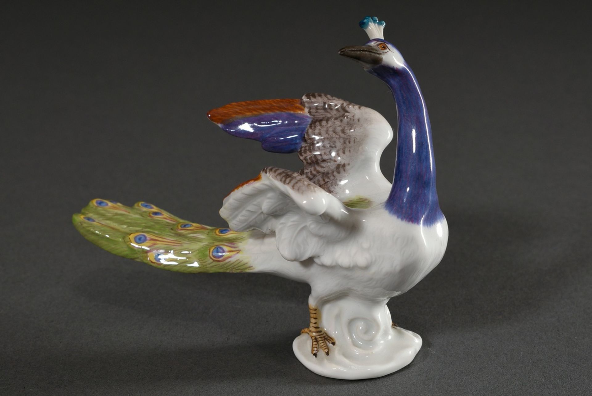 Small Meissen figure "Peacock", polychrome painted, model no.: 7719, form no.: 95, year: 1978, 9x11 - Image 2 of 8