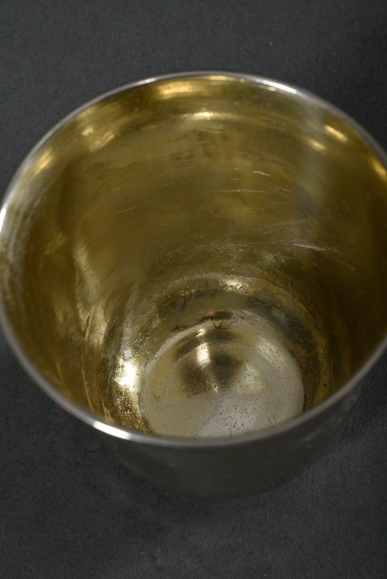 Strasbourg fist cup in simple bell shape with grooved rim, MZ: Johann Jakob Lung, Strasbourg 1749/5 - Image 3 of 4