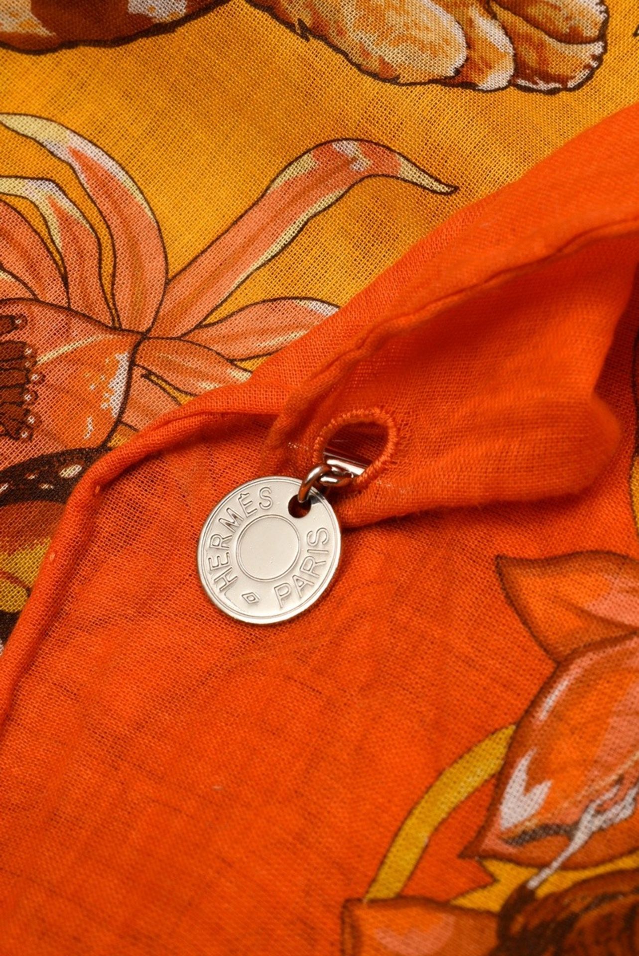 Hermès cotton carré "Jungle Love", design: Robert Dallet 2000, with silver label pendant, 65x65cm,  - Image 6 of 7