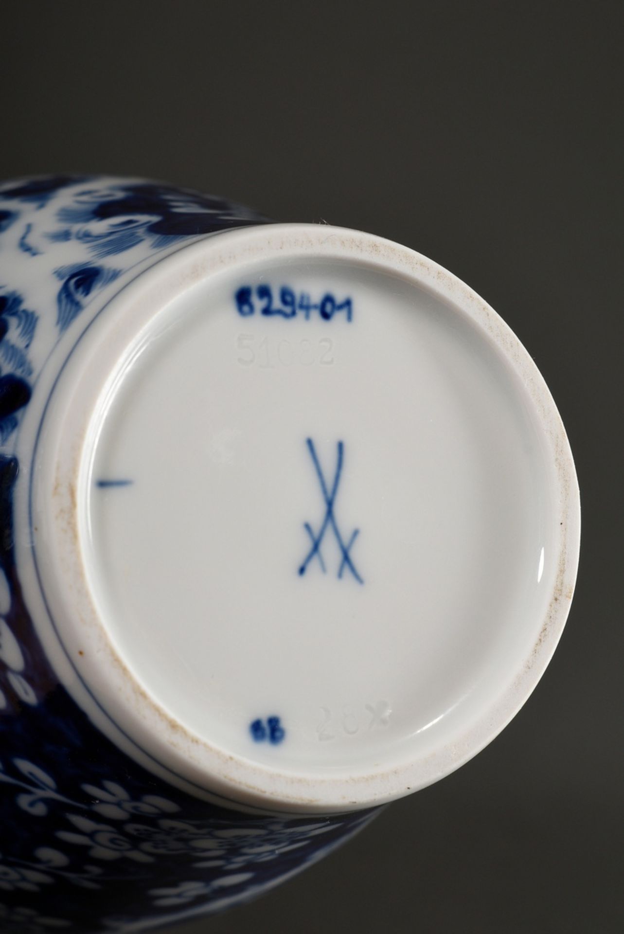 3 Various pieces of Meissen with floral blue painting after Chinese models, 20th century: lidded va - Image 7 of 10