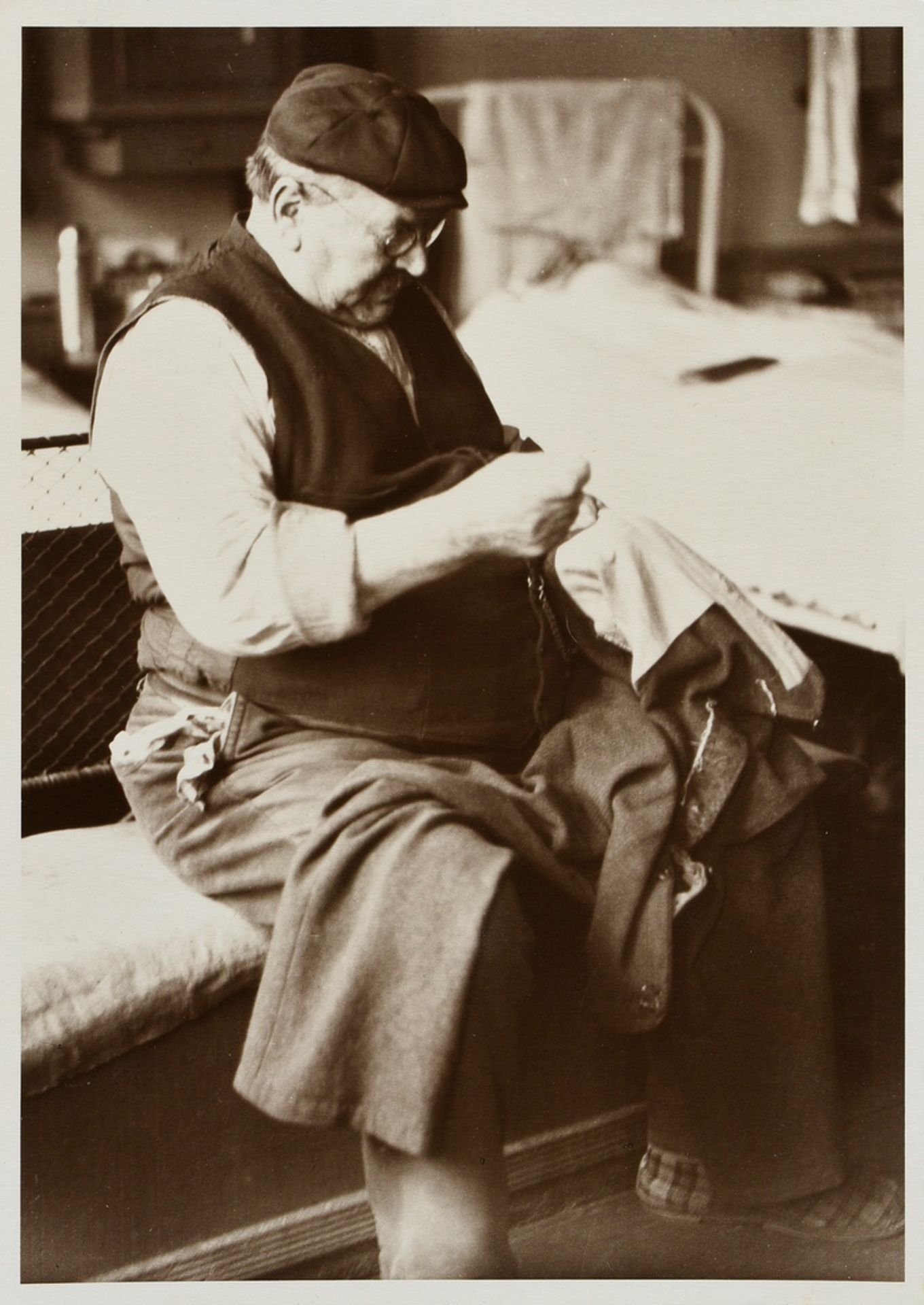 5 Schorer, Joseph (1894-1946) "Seemänner, Armenheim", Fotografien auf Karton montiert, je bez., ver - Bild 5 aus 11