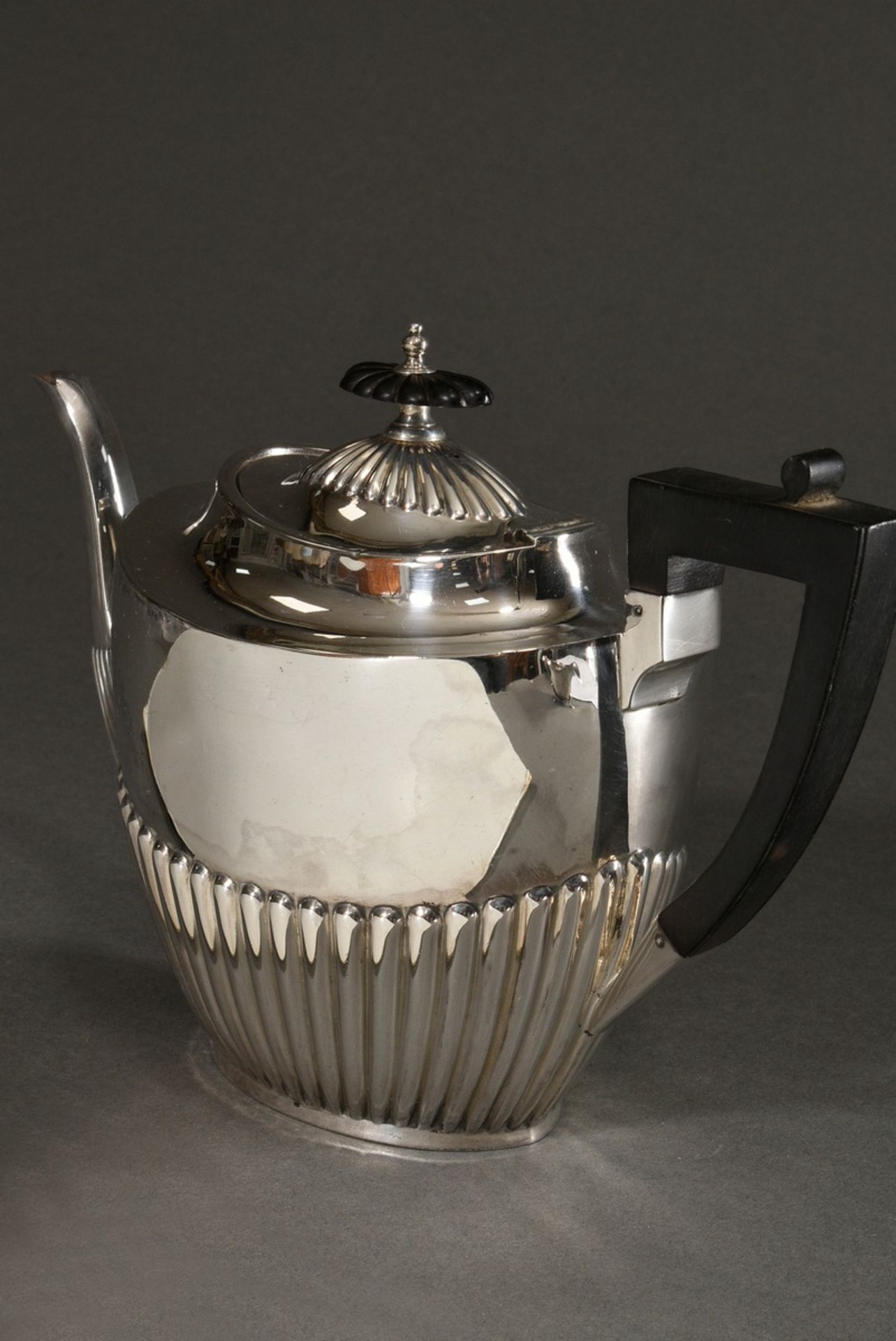 Queen Ann style teapot with engraved motto "In Deo Omnia" and blackened wooden handle, MM: John Edw - Image 3 of 9