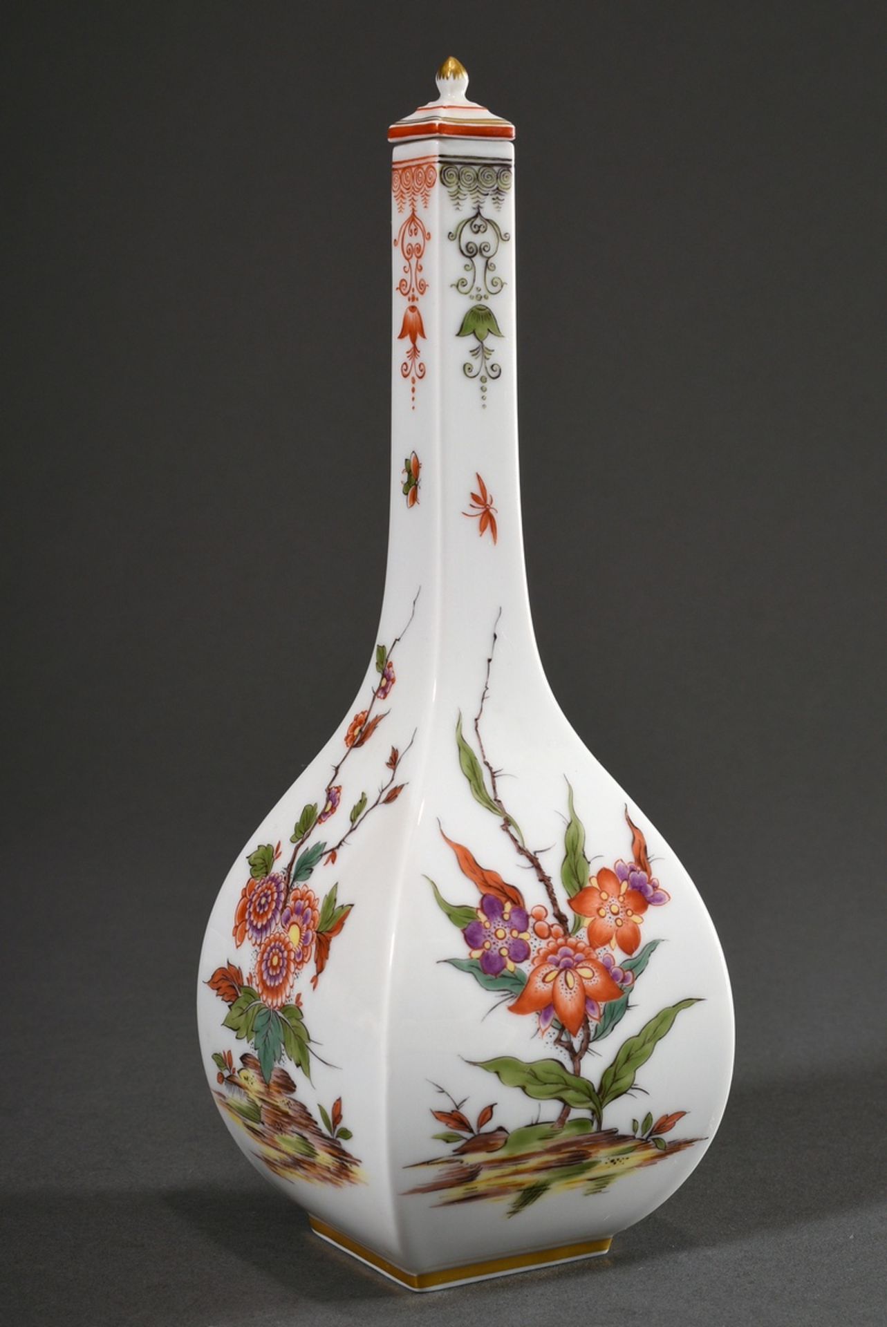 Meissen square sake bottle after Asian model with polychrome Kakiemon decor "flower tendrils" on wh