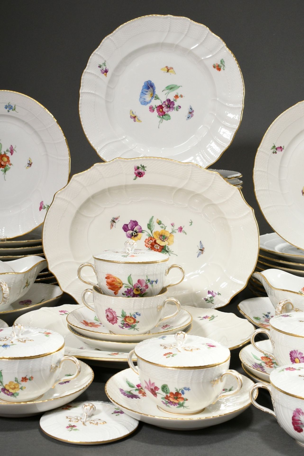 114 pieces KPM dinner service "Neuosier" with polychrome painting "flowers and insects" consisting 