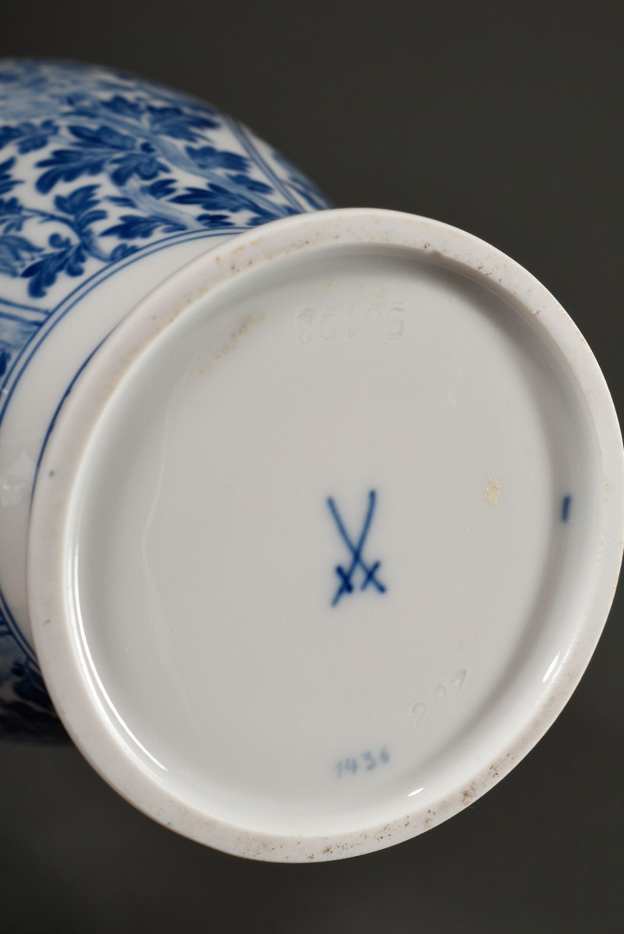 3 Various pieces of Meissen with floral blue painting after Chinese models, 20th century: lidded va - Image 4 of 10