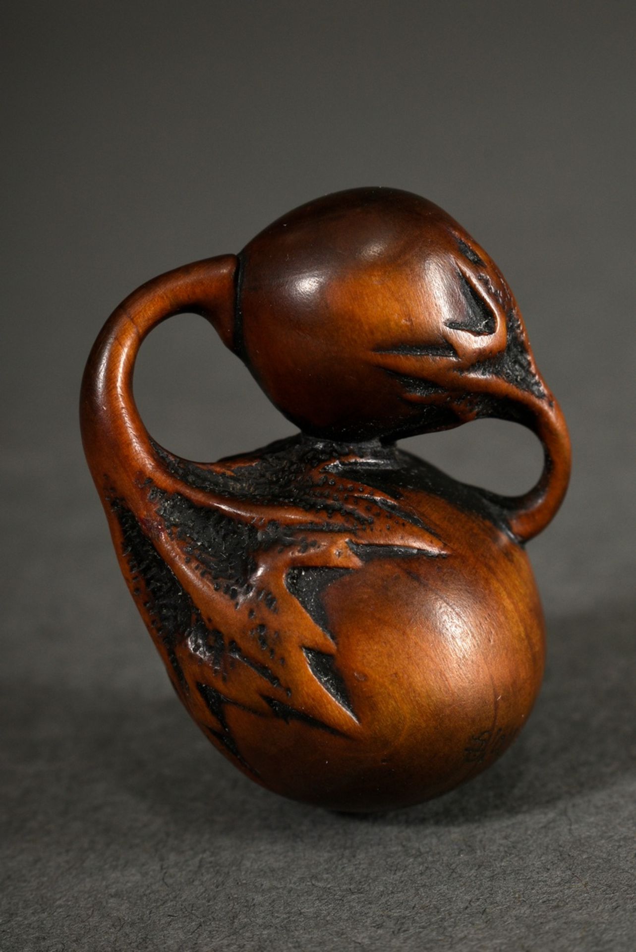 Boxwood netsuke "Small and large aubergine", with a wasp made of staghorn worked into the large aub - Image 2 of 5