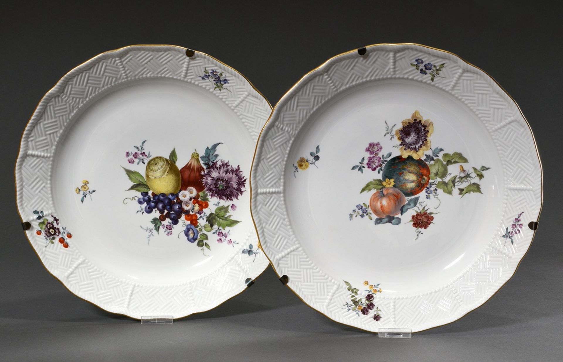 Pair of large Meissen wall plates with polychrome fruit painting and basket rim, 20th century, scri