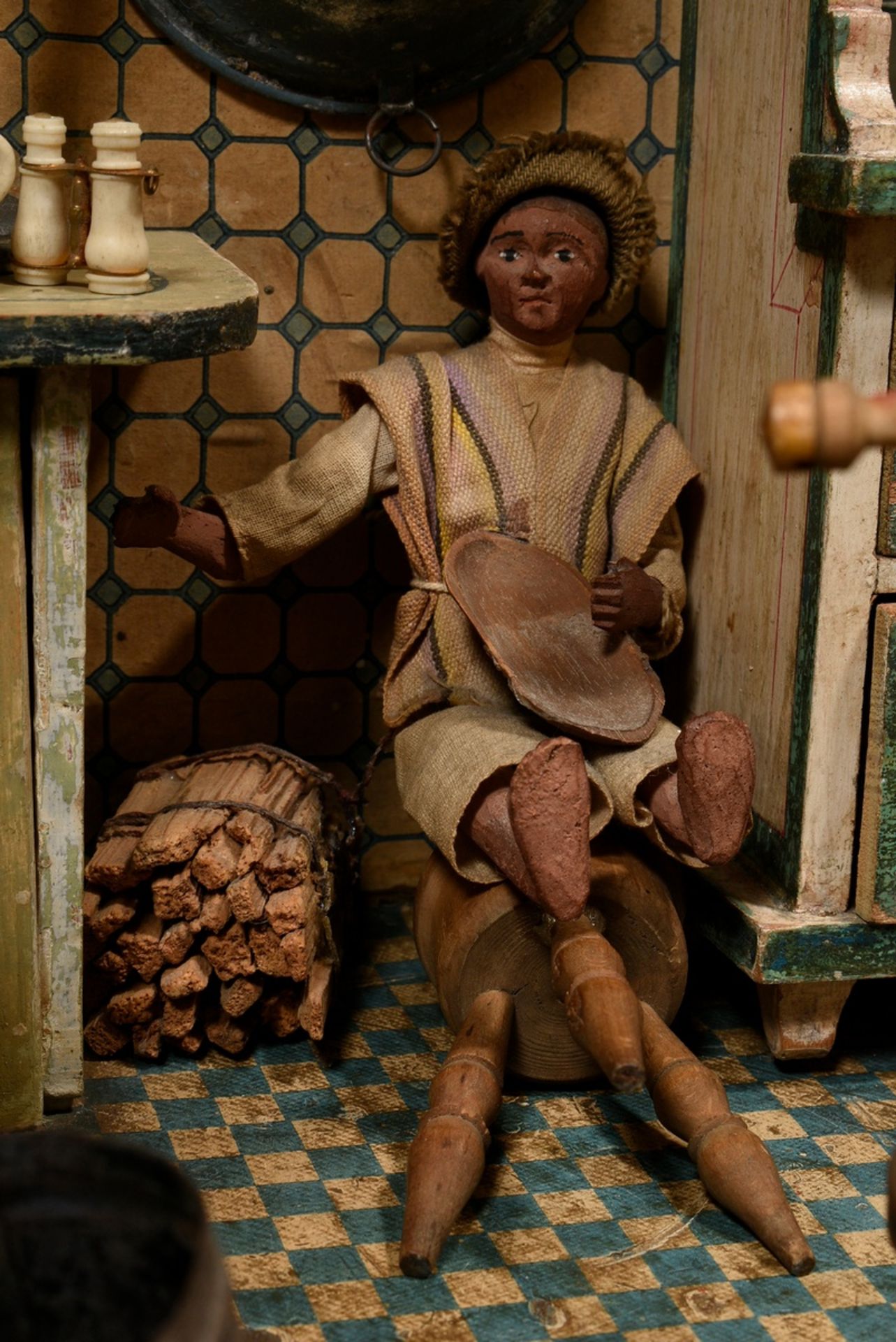 Wilhelminian period doll's kitchen with rich interior, metal cooker, earthenware and porcelain, pew - Image 15 of 18