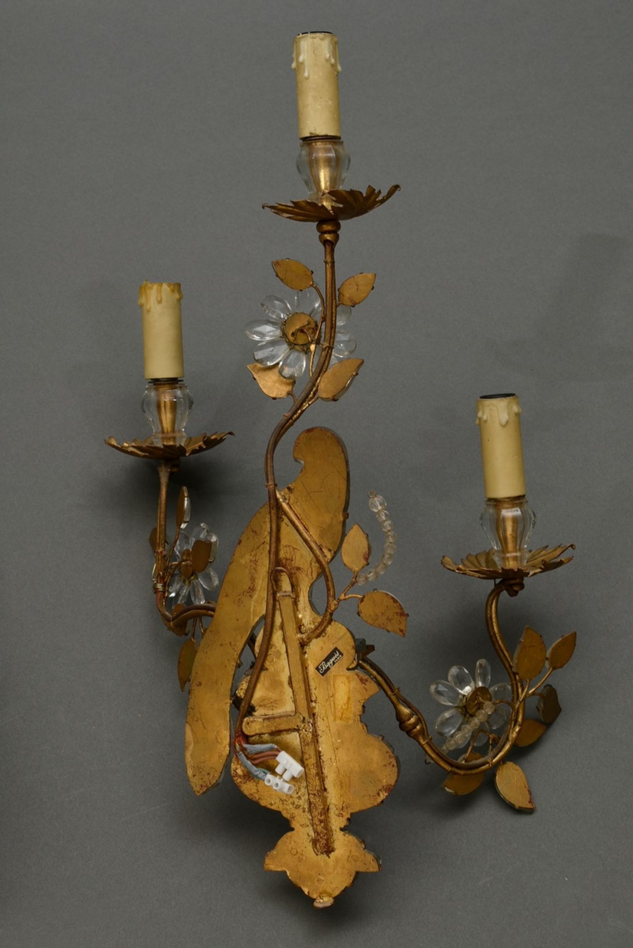 Pair of figural Maison Baguès appliqués in the form of seated parrots, each with three vegetal twis - Image 8 of 8