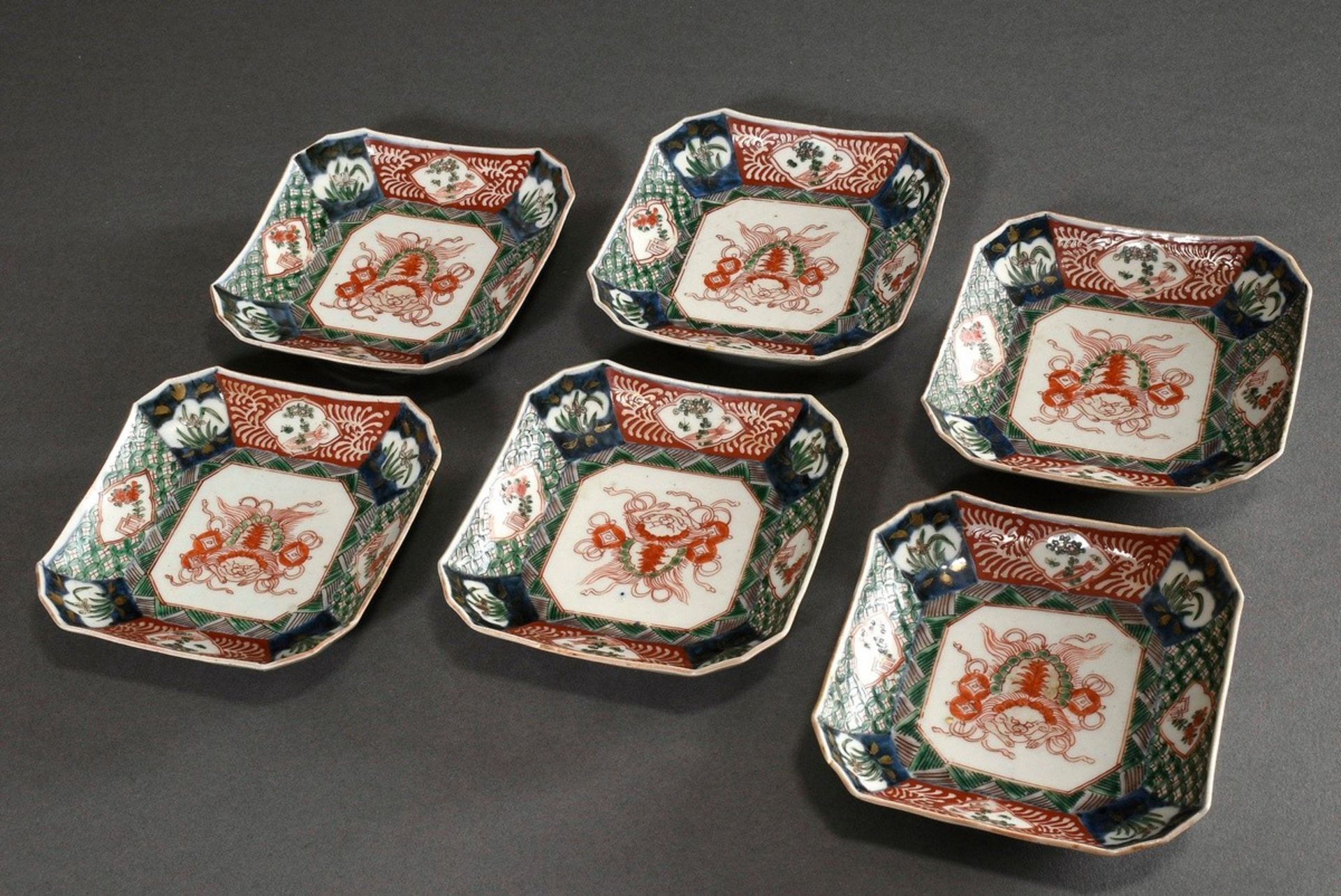 6 Octagonal Imari bowls with polychrome enamel painting "Fo lion and plants", Japan circa 1700, 13x - Image 2 of 5