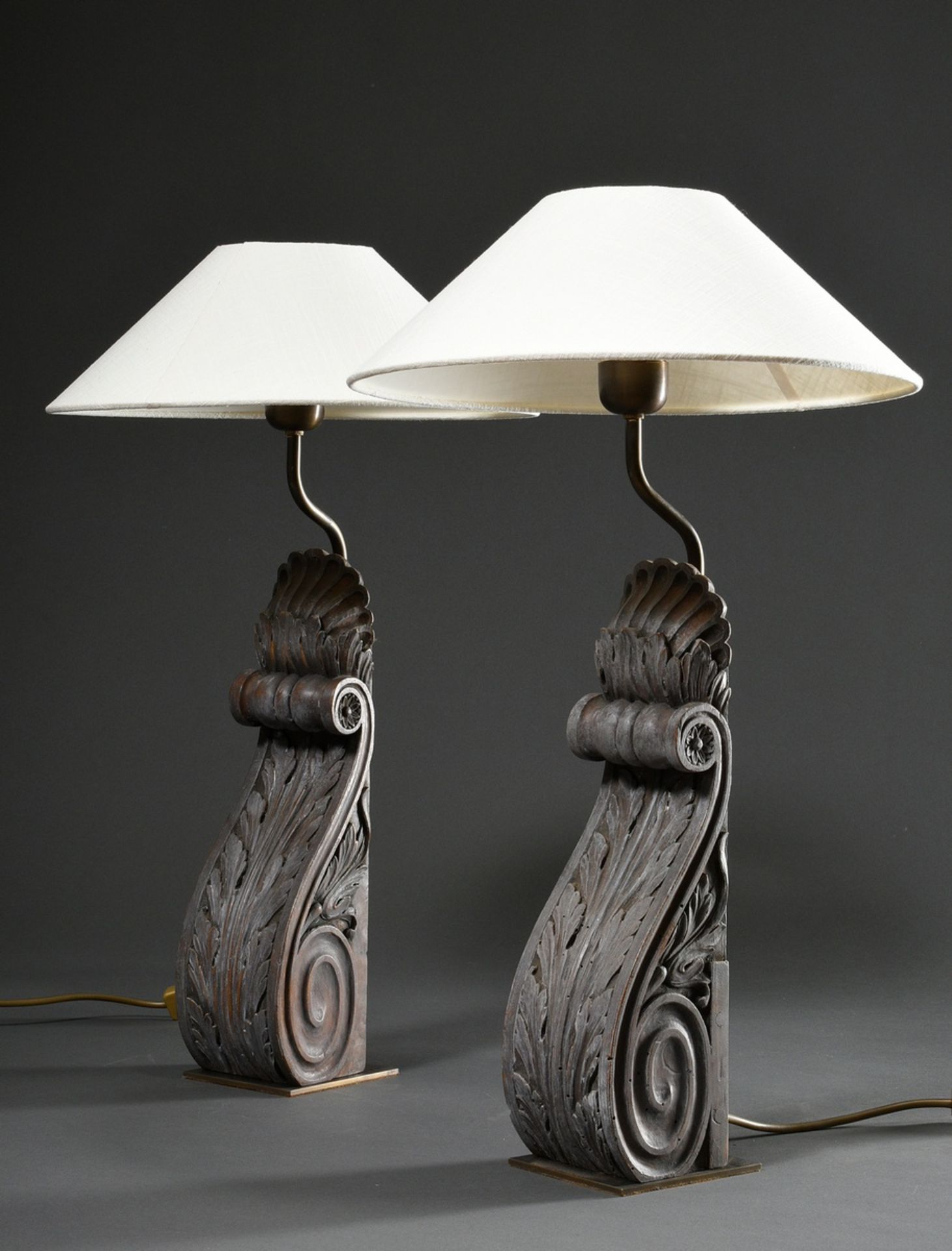Pair of table lamps in volute form with acanthus leaves, wood carved and grey painted, 20th c., h.  - Image 2 of 4