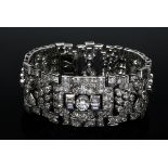 Breites Art Deco Platin Armband mit Diamanten (zus. ca. 24.25ct/SI-P2/W-CR (H-L)) im Brillant- und