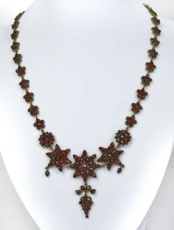 GRANATCOLLIER