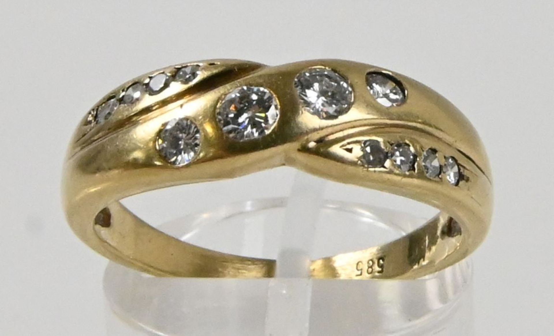 Goldring mit Diamanten 585er Gelbgold