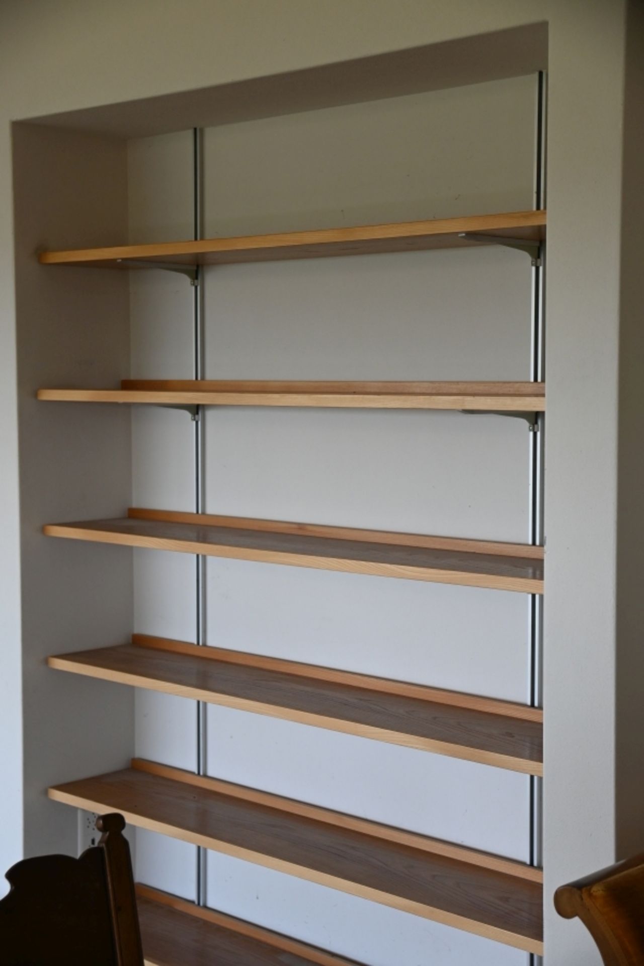 BüCHERREGAL ZUR WANDMONTAGE (String-System) - Bild 2 aus 2