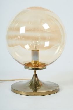 TISCHLAMPE getönte Glaskugel, schwere Metalltischlampe aus den 1970er Jahren, Höhe: 43cm, Durchmess