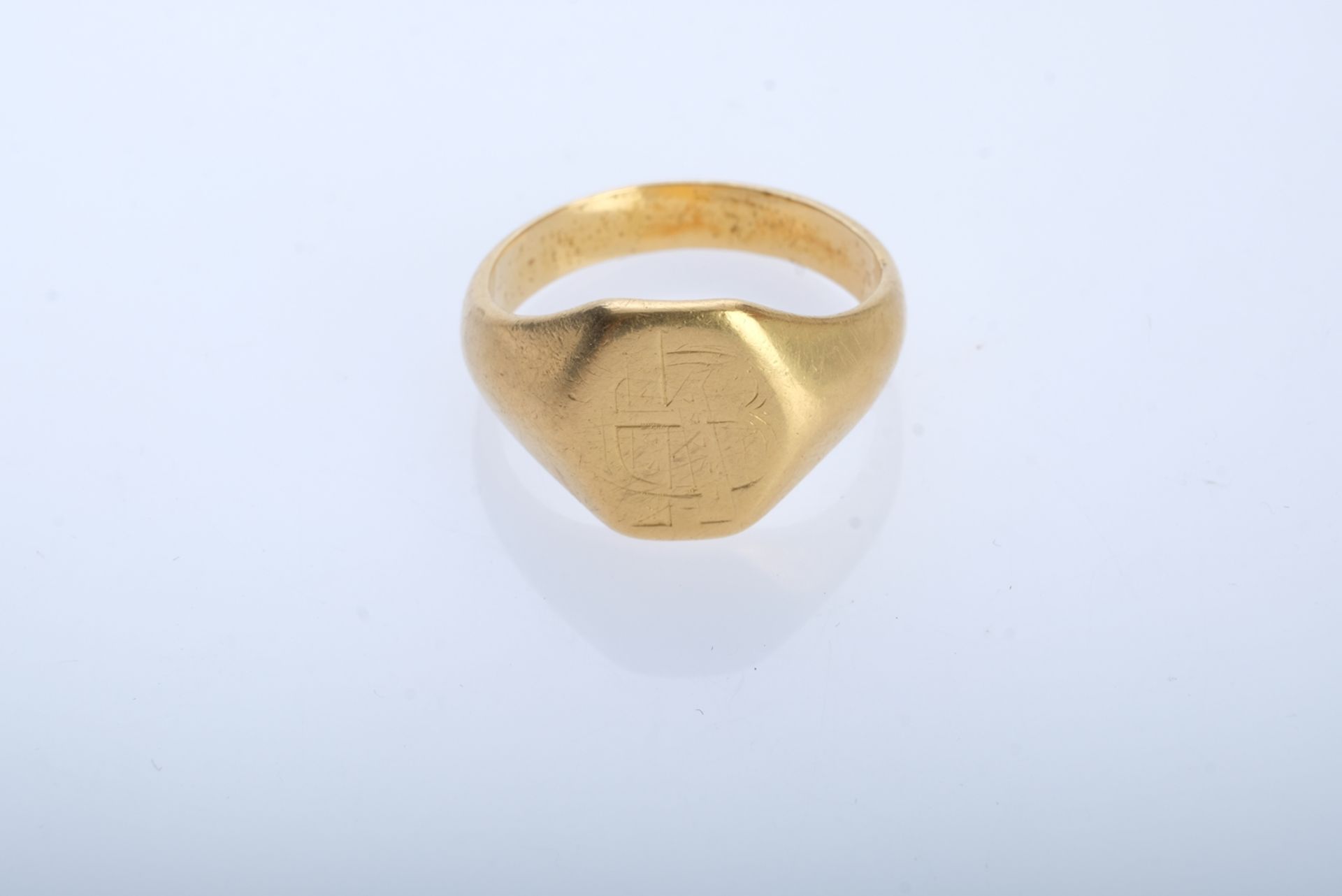 SIEGEL-RING sechseckige Siegel-Fläche mit Monogramm "KB"/"BK", Gelbgold 750 (getestet), Gr. 59,5, 9 - Image 2 of 2