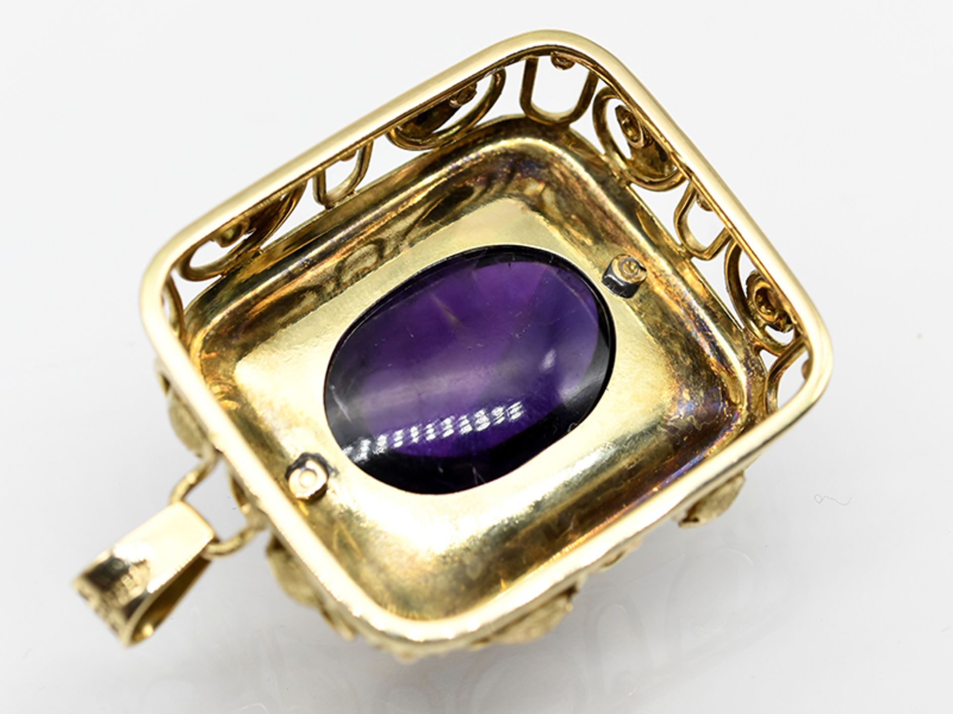 Großer Anhänger mit Amethyst-Cabochon, Goldschmiedearbeit von Fritz Kortmann, Coesfeld in Westfalen, - Bild 4 aus 4