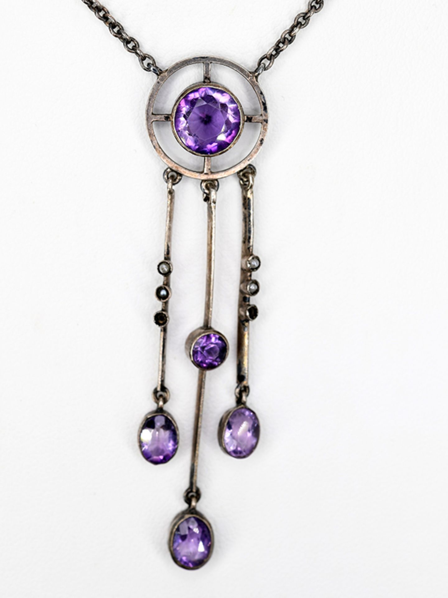 Art Deco Collier mit Amethysten und Keshi-Perlen, um 1920.