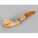 Zigarillospitze aus Meerschaum mit Bernstein Mundstück, 19. Jh.