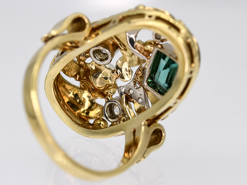 Ring mit Akoya-Perle, hellgrünem Turmalin und Altschliff-Diamanten, zusammen ca. 0,20 ct, 60- er Jah - Image 5 of 5