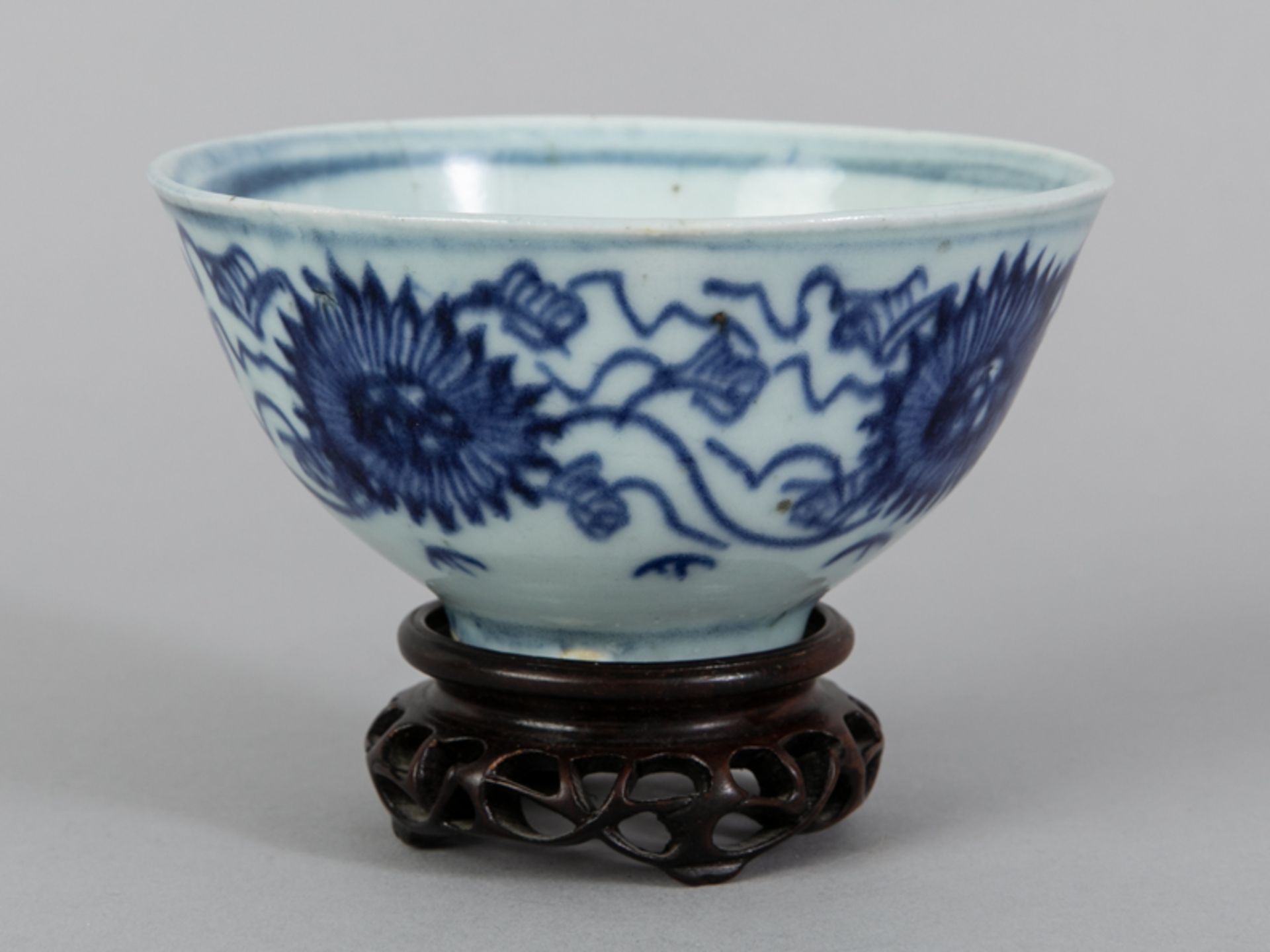 Kleine Schale / Kumme / Teeschale, China, wohl Qing-Dynastie, 18. Jh. - Image 5 of 6