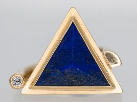 Avantgardistischer Ring mit Lapislazuli und Brillant ca. 0,08 ct, Goldschmiede Eidel, Augsburg, 1997