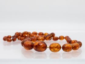 Bernsteinkette, Amber, 1. Hälfte 20. Jh.