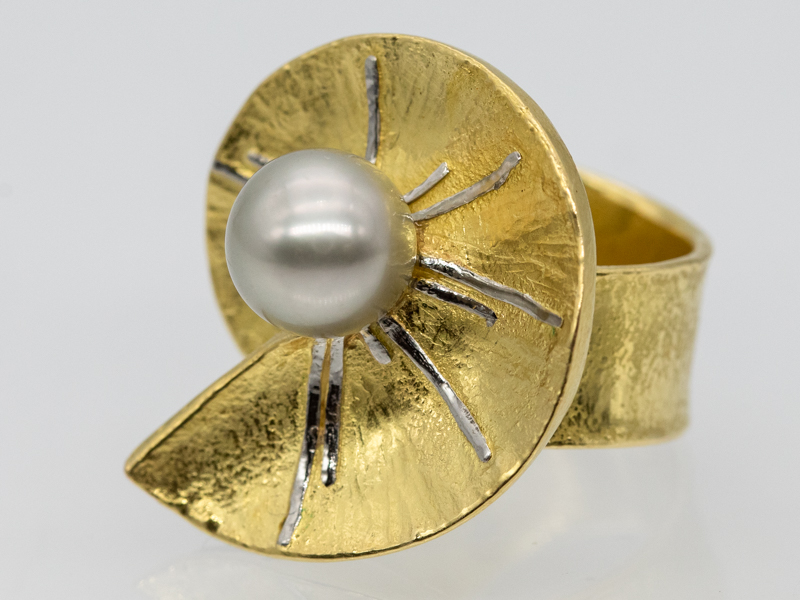 Moderner Ring mit Tahitiperle, Goldschmiede Andreas Norz, Innsbruck, Österreich, 2001. - Image 3 of 6