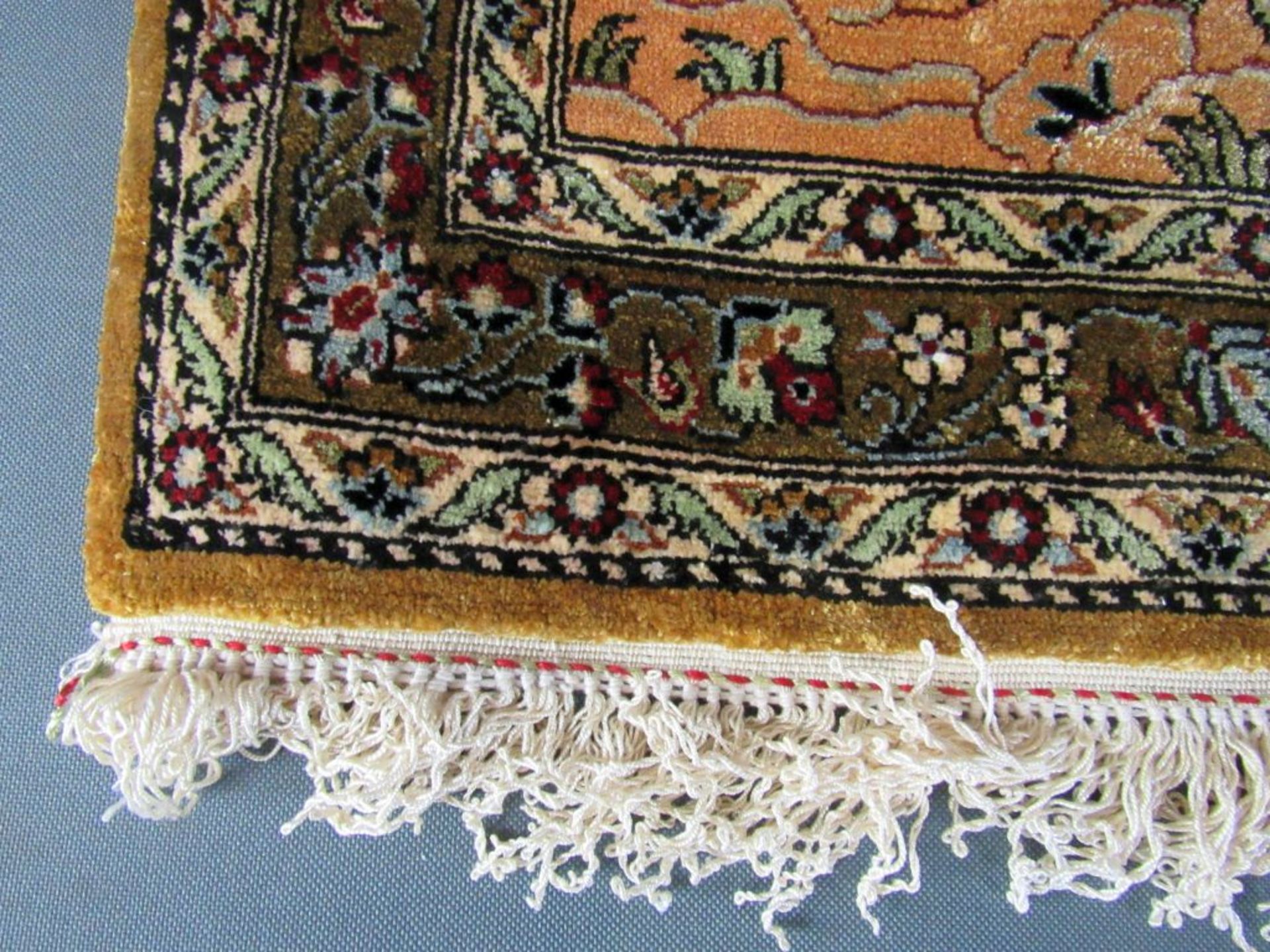 Orientalischer handgeknüpfter Teppich - Image 4 of 7