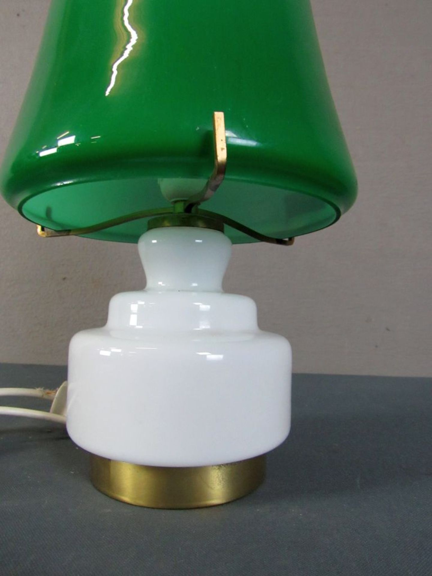 Vintage Tischlampe grüner Schirm weiß - Bild 6 aus 6