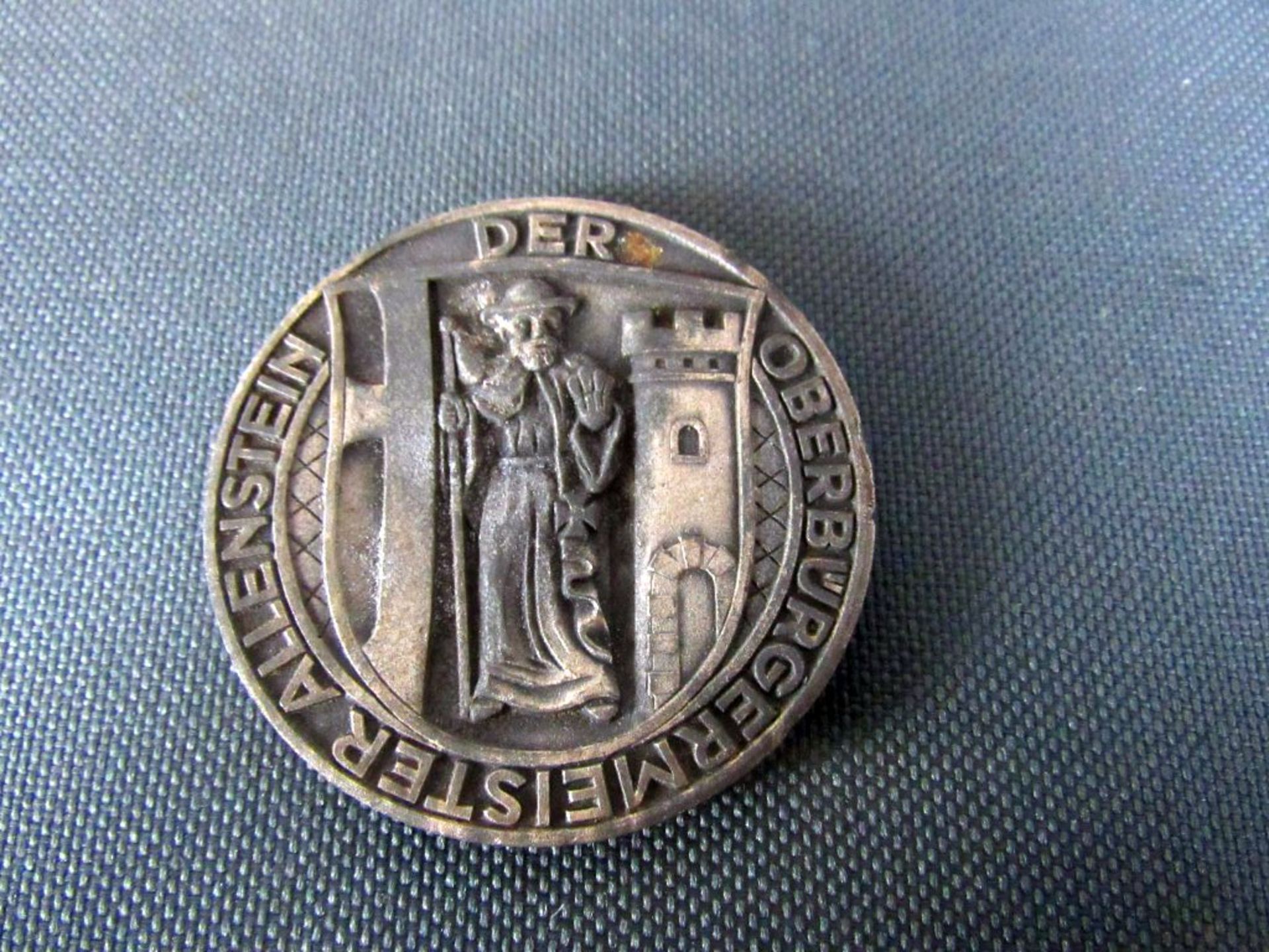 Orden Abzeichen 3. Reich Medaille - Bild 3 aus 5