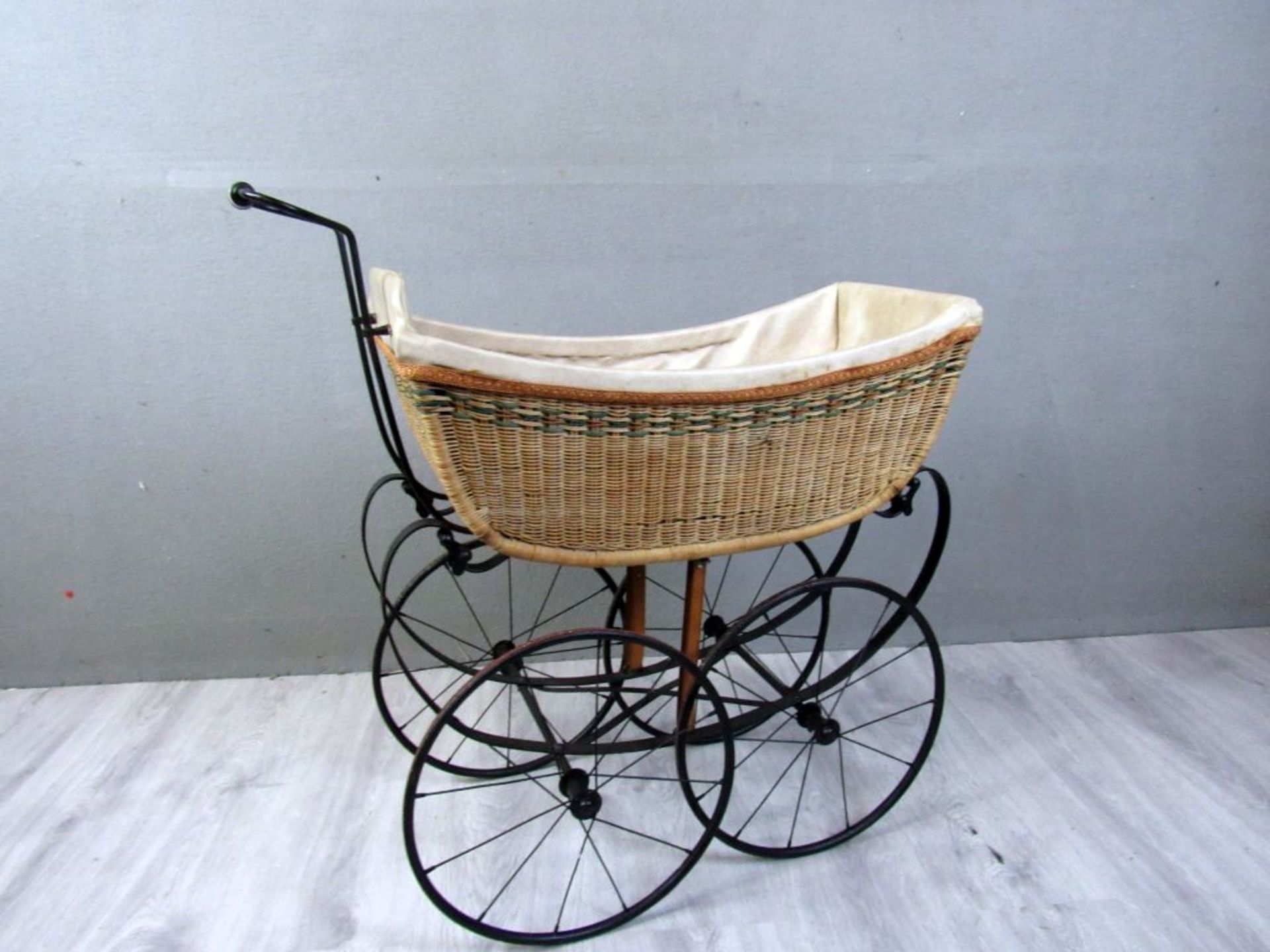 Kinderwagen um 1900 ca.75cm