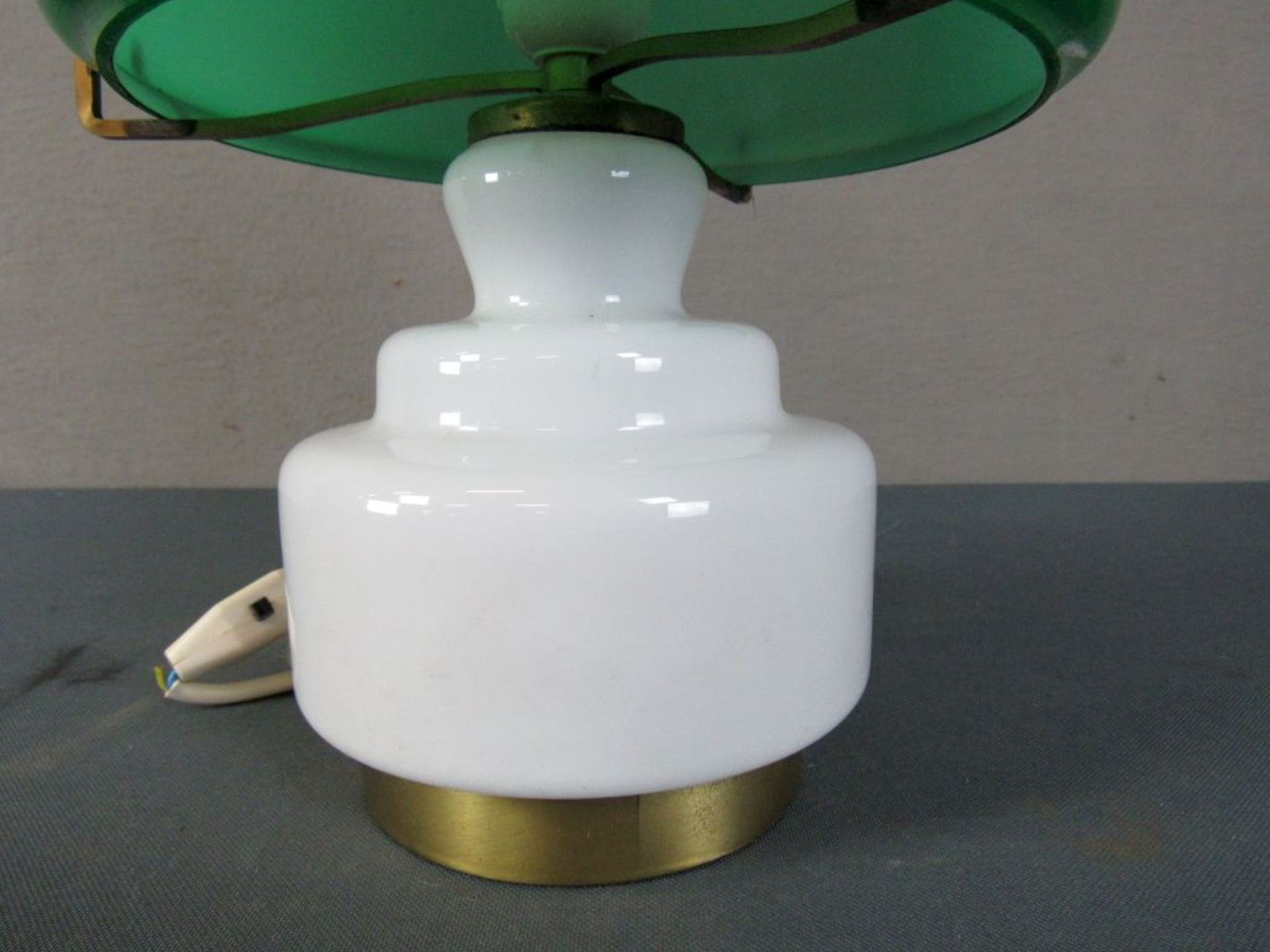 Vintage Tischlampe grüner Schirm weiß - Bild 3 aus 6