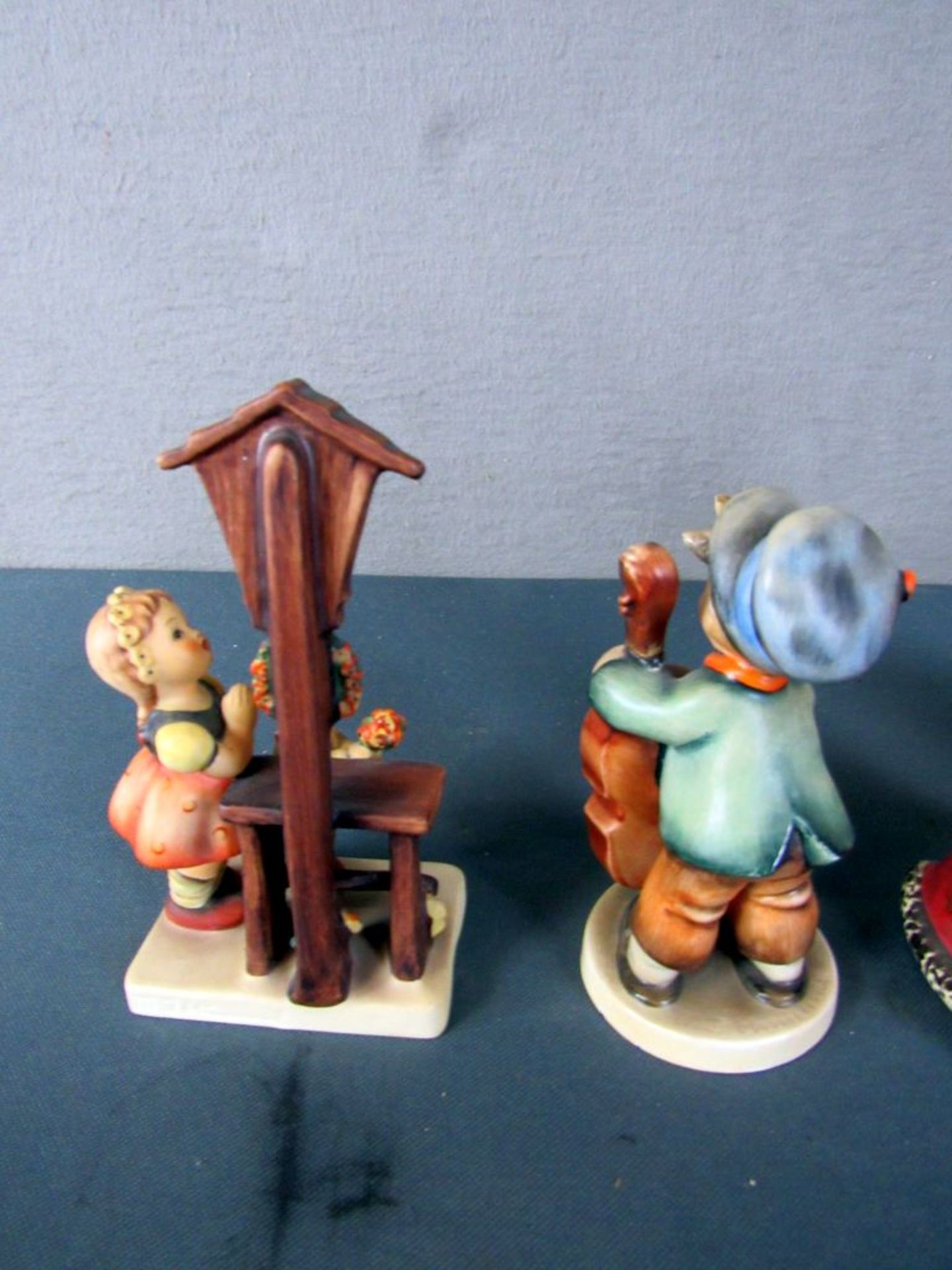 Porzellanfiguren Goebel mit Spieluhr - Image 7 of 11