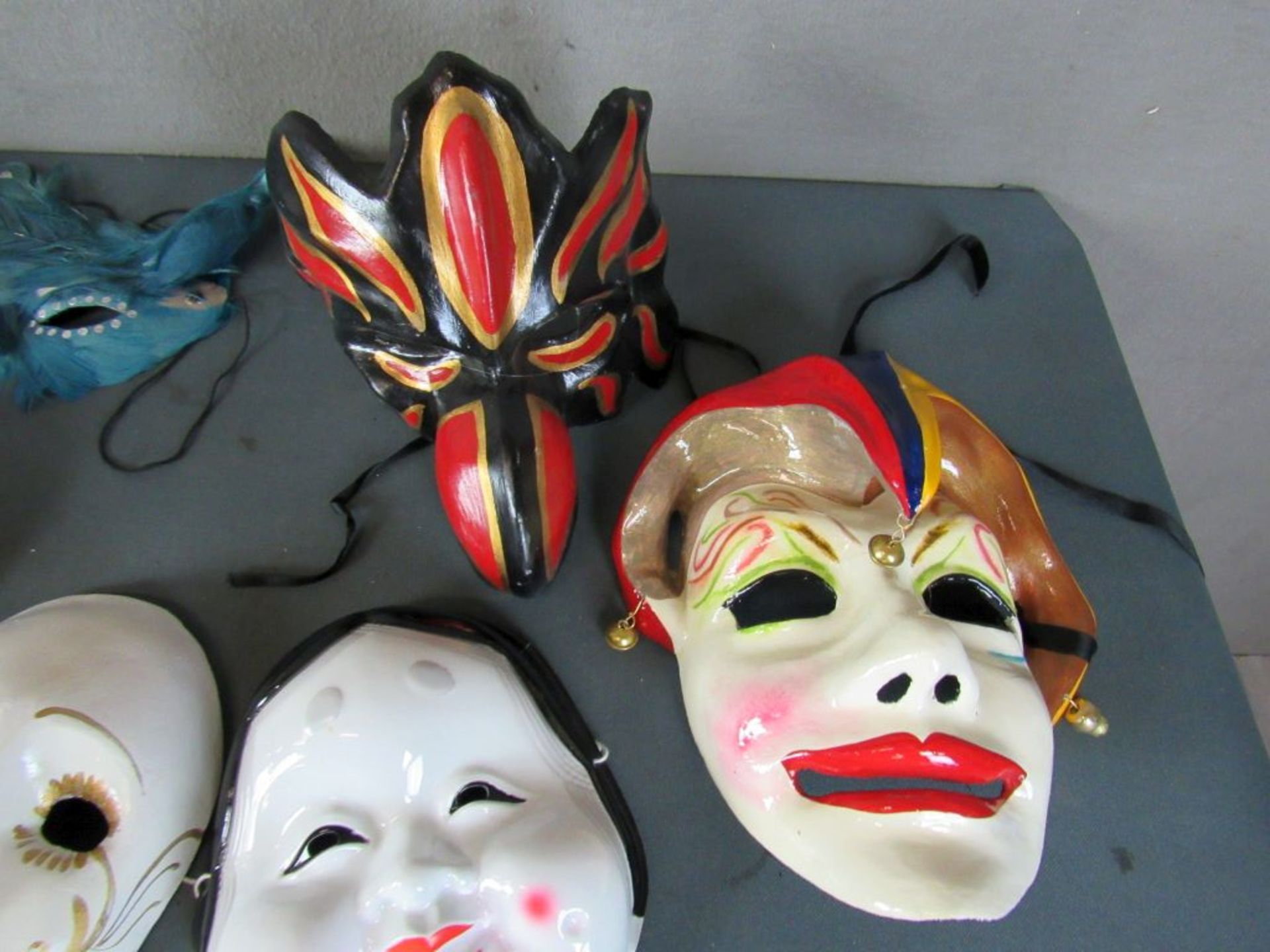Konvolut Masken Vinezianische anbei - Bild 3 aus 7